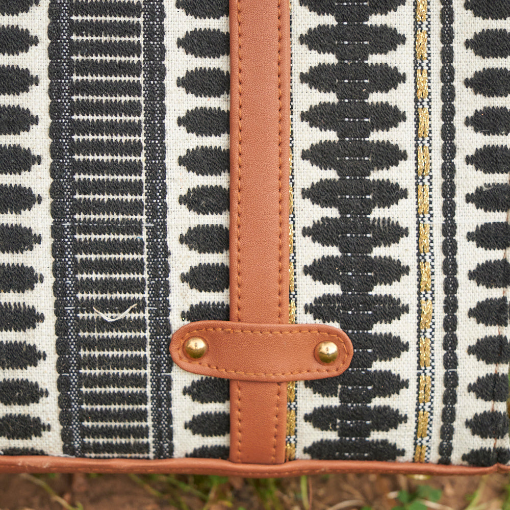 Cotton Leather Jaquard Womens White Blue-Black Hand Bag