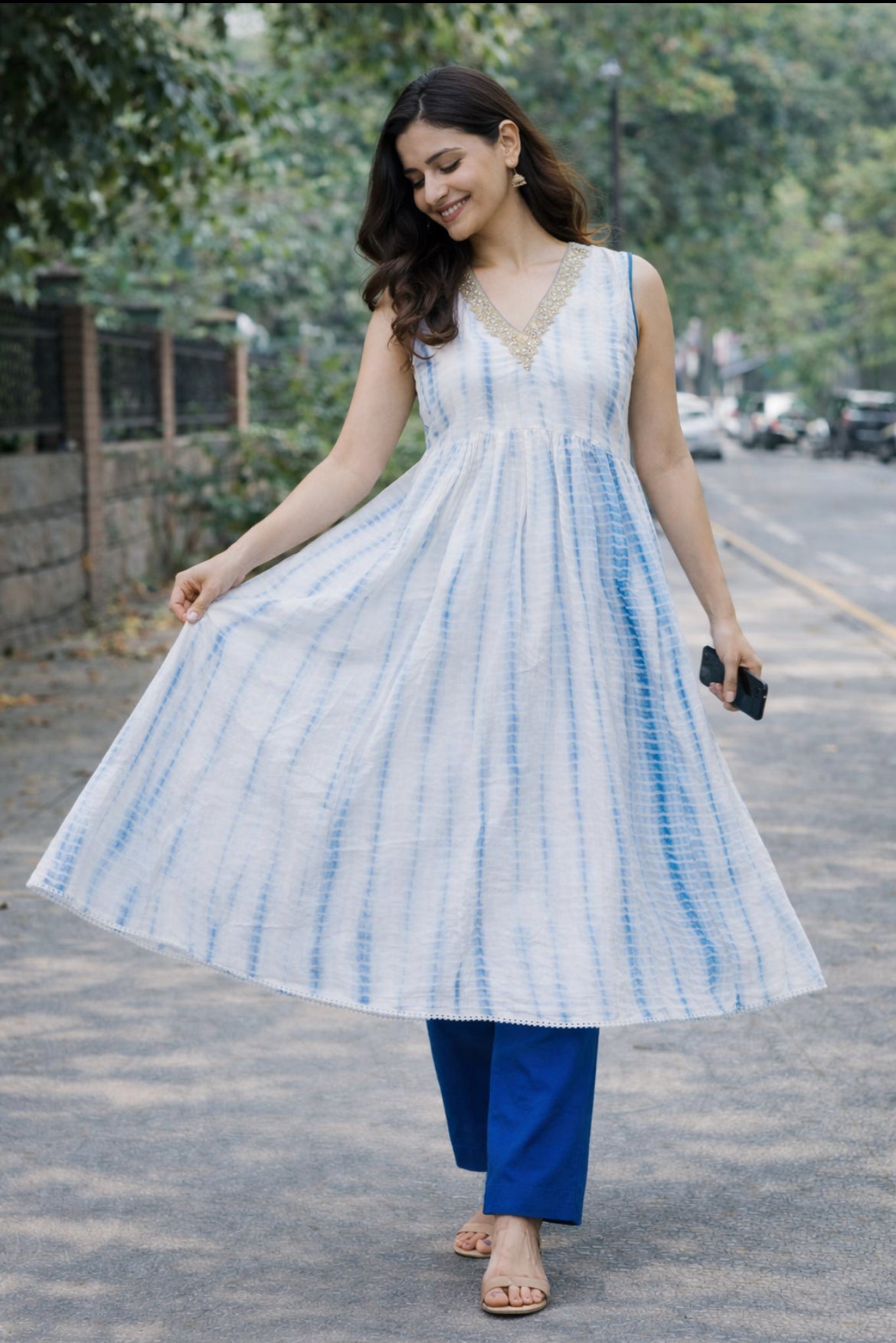 Cotton White-Blue Tie-Dye print Women's Kurta Pant Set