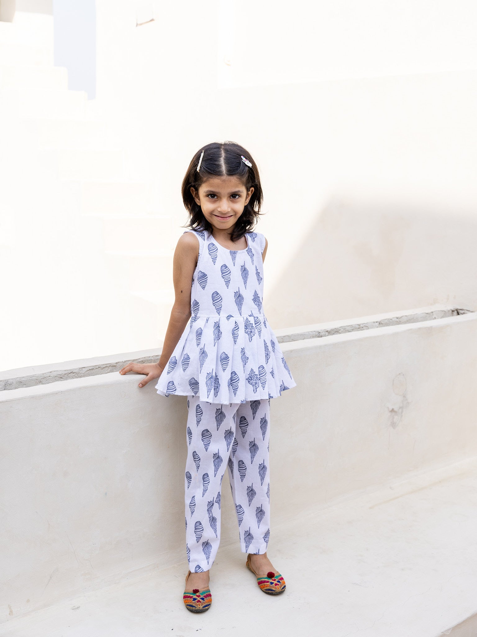 Cotton Grey-White Conch Girl's Ethnic Dress