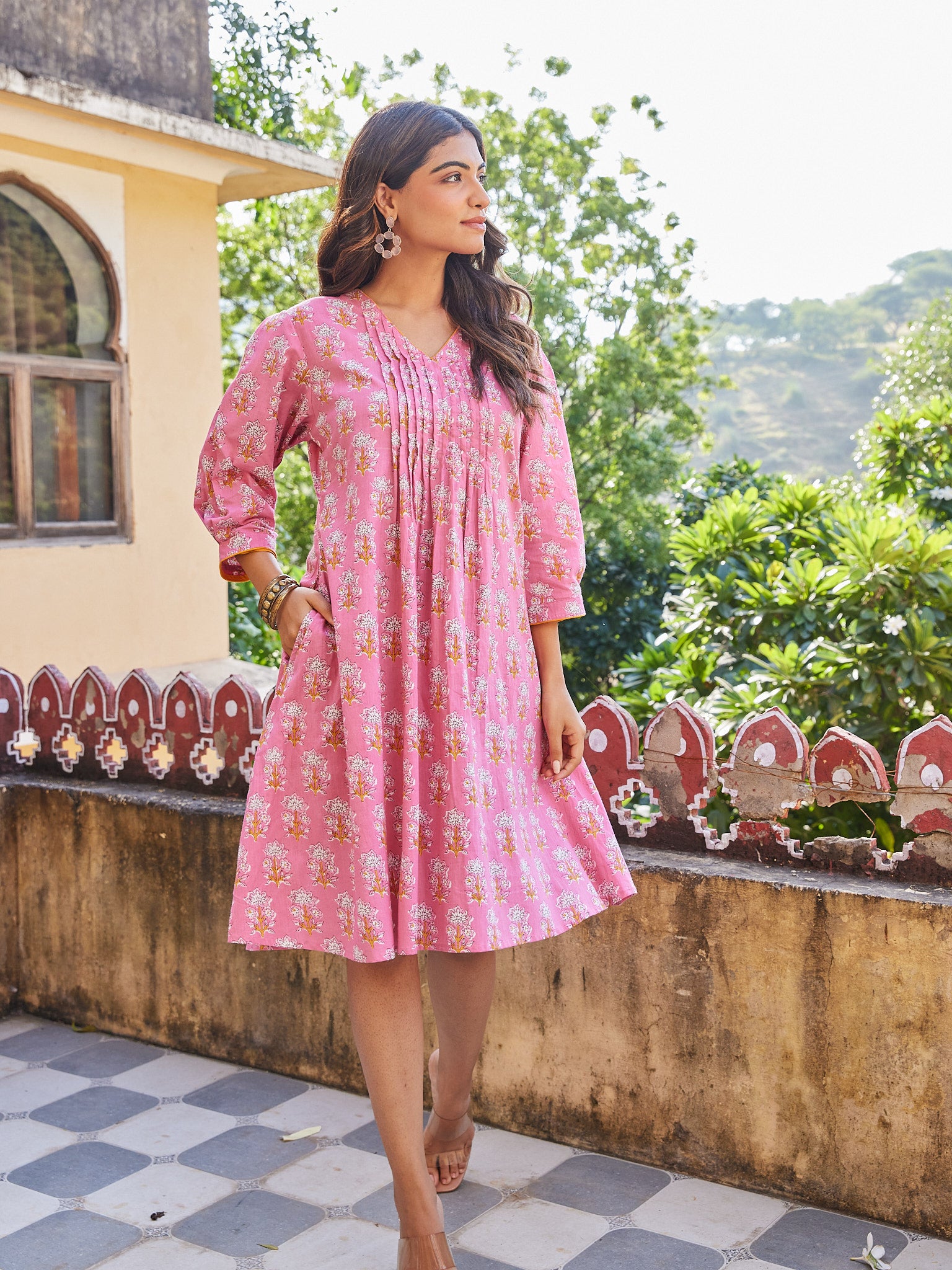 Cotton Women's Pink Floral Long Kurti