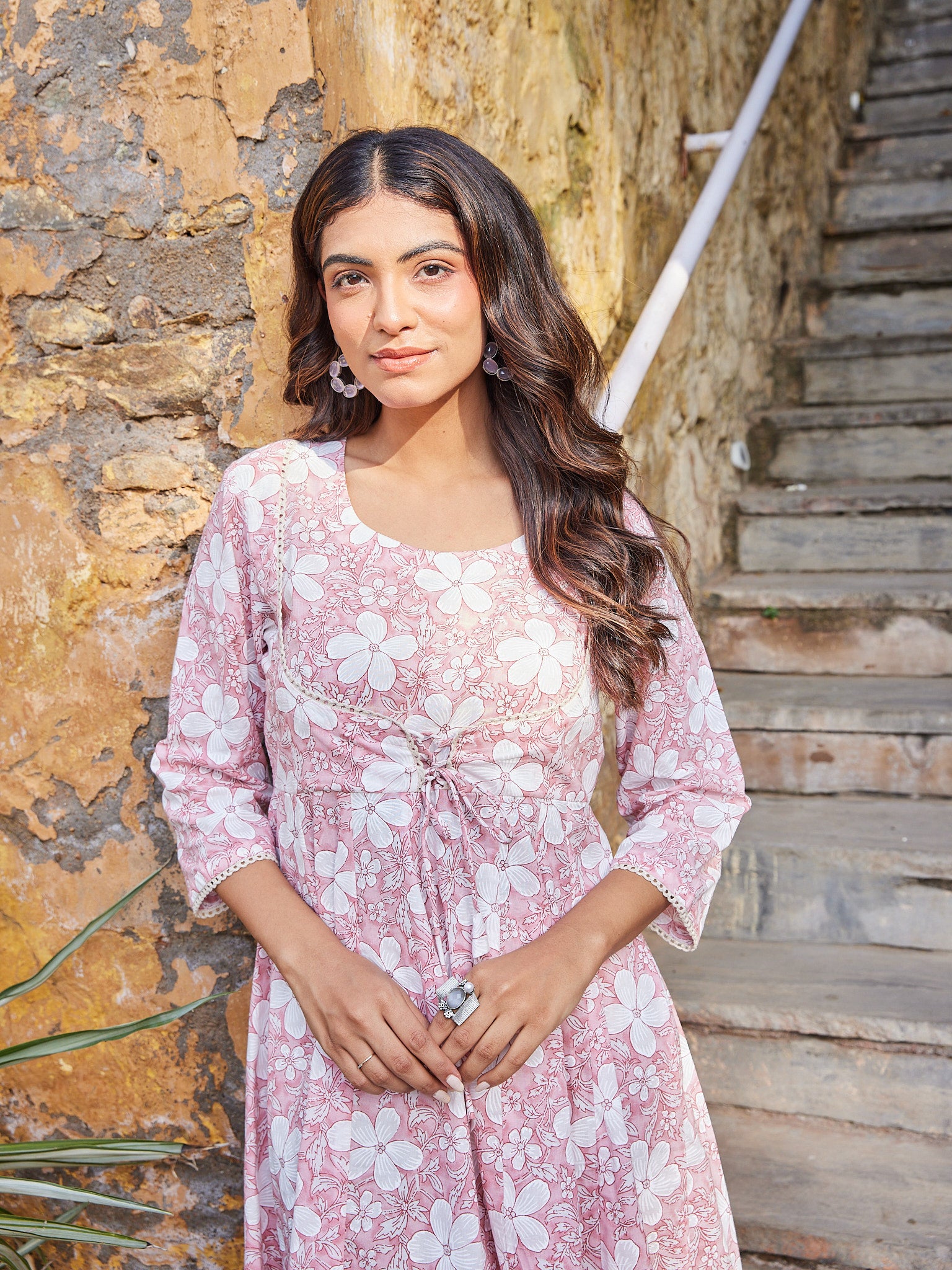 Cotton Women's Pink-White Floral Long kurti