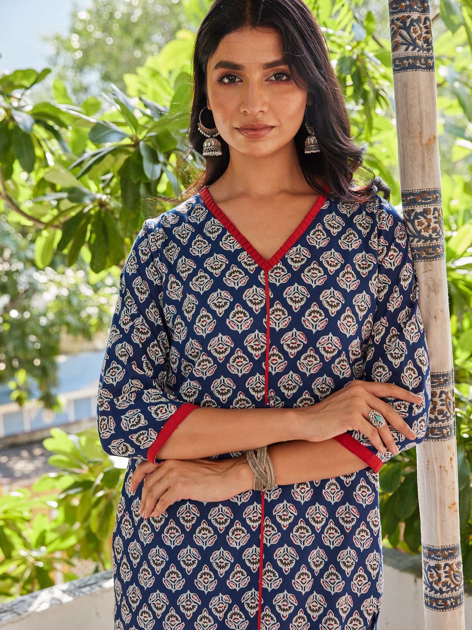 Cotton Blue-White Floral Straight Long Kurti