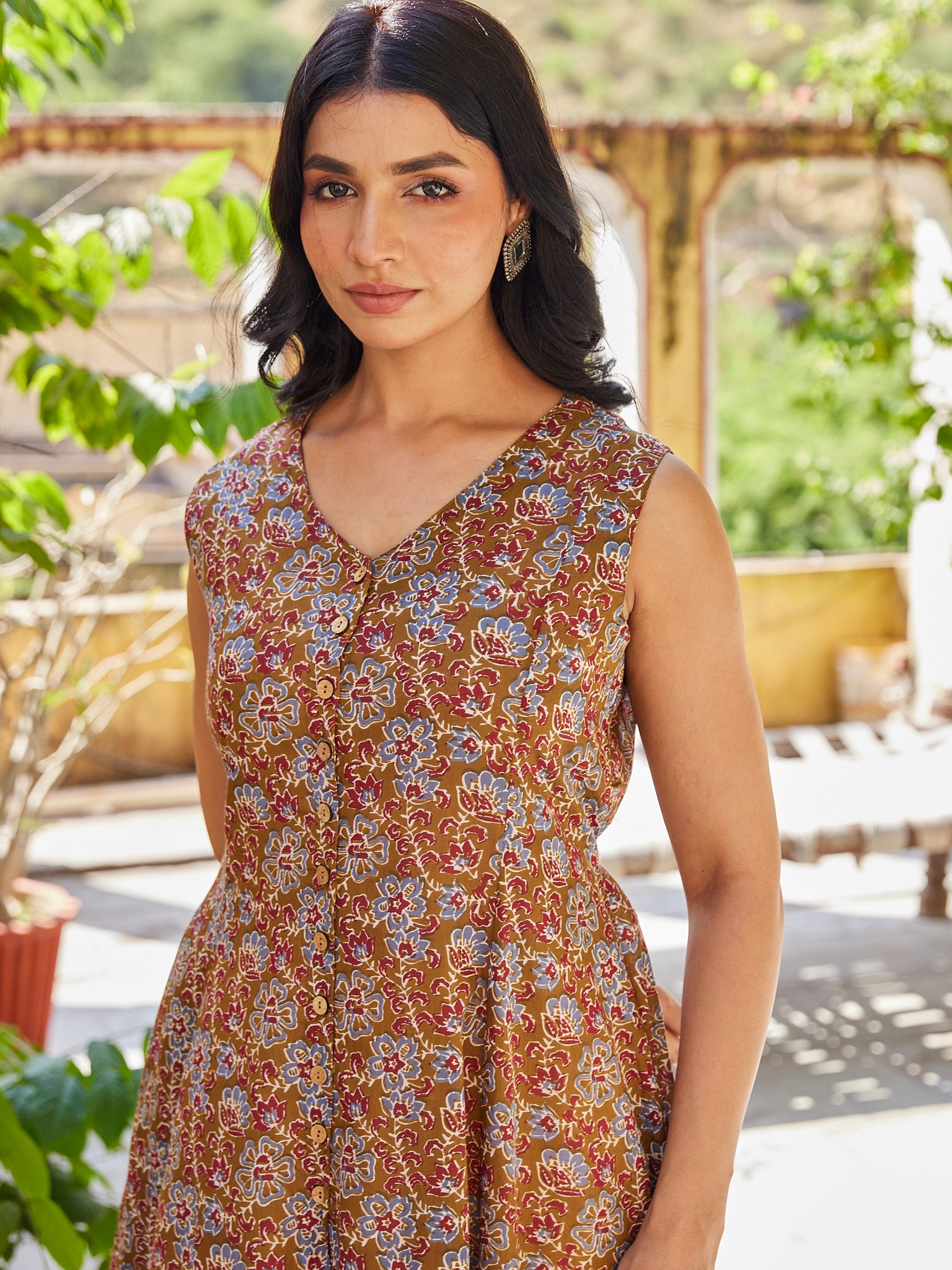 Cotton Brown-Red Floral Sleevless Women Straight Kurti