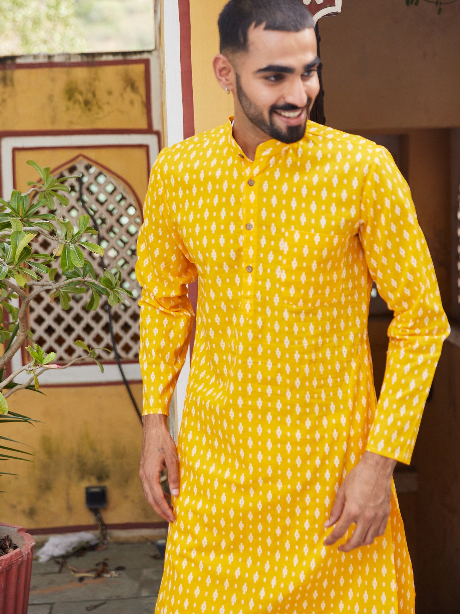 Cotton Yellow-White Geometric Men's Ethnic Kurta