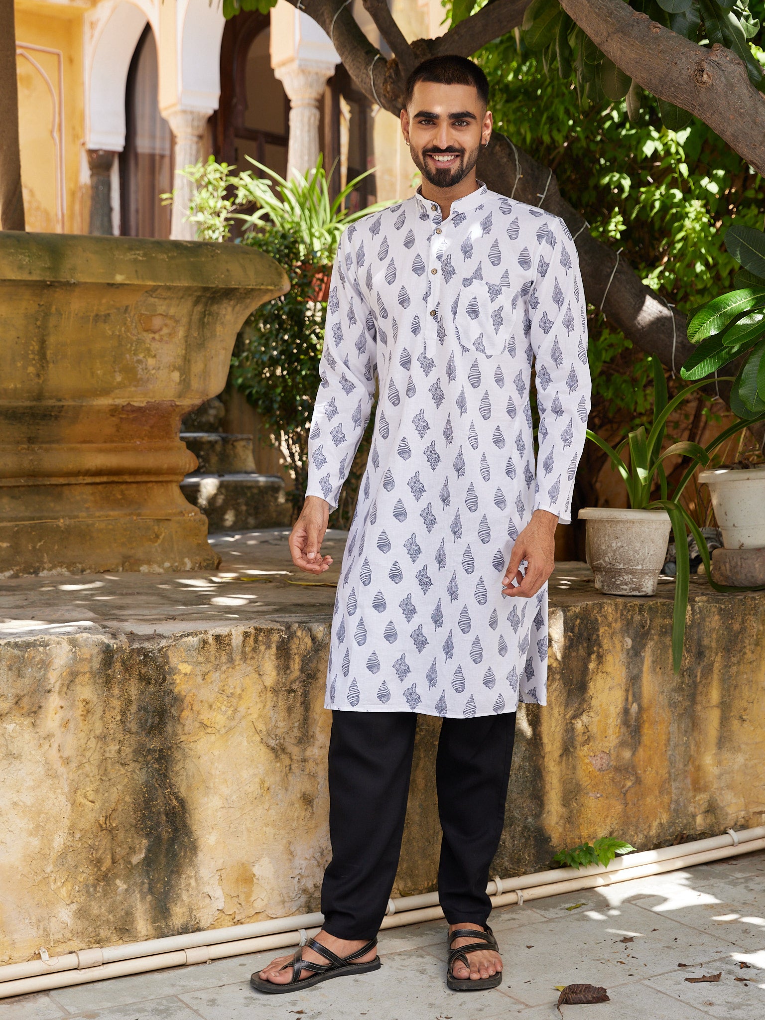 Cotton Grey-White Conch Men's Ethnic Kurta