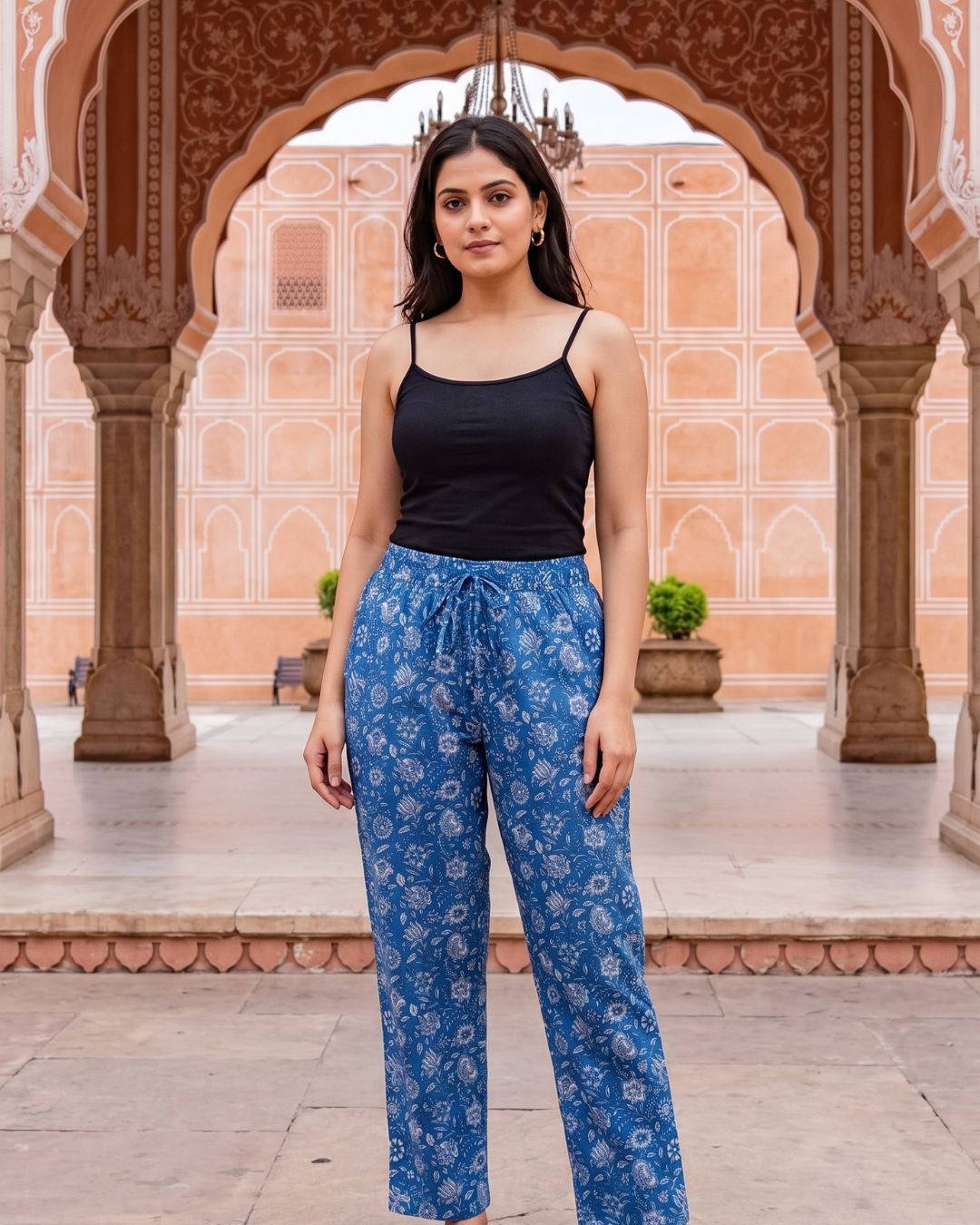 Cotton Women's Blue-White Floral Straight Pant