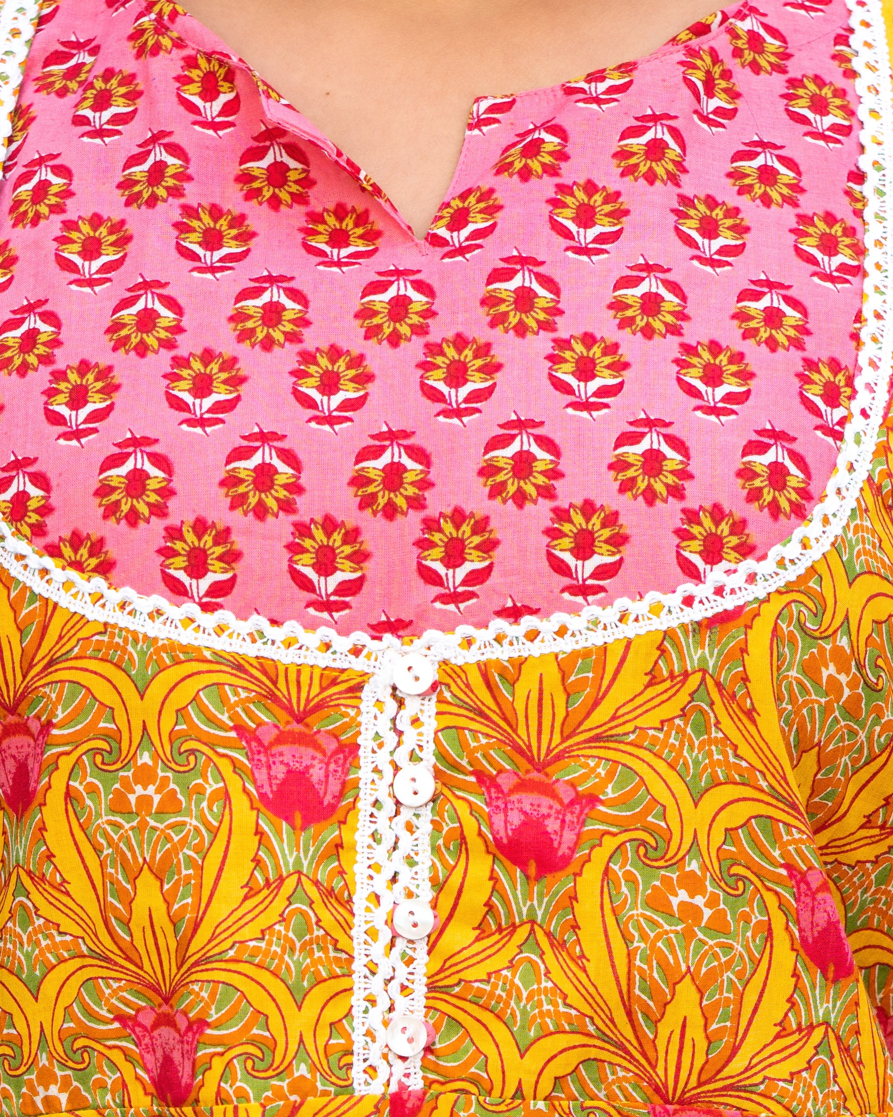 Cotton Camrik block print Women Peach Floral Printed Kurta
