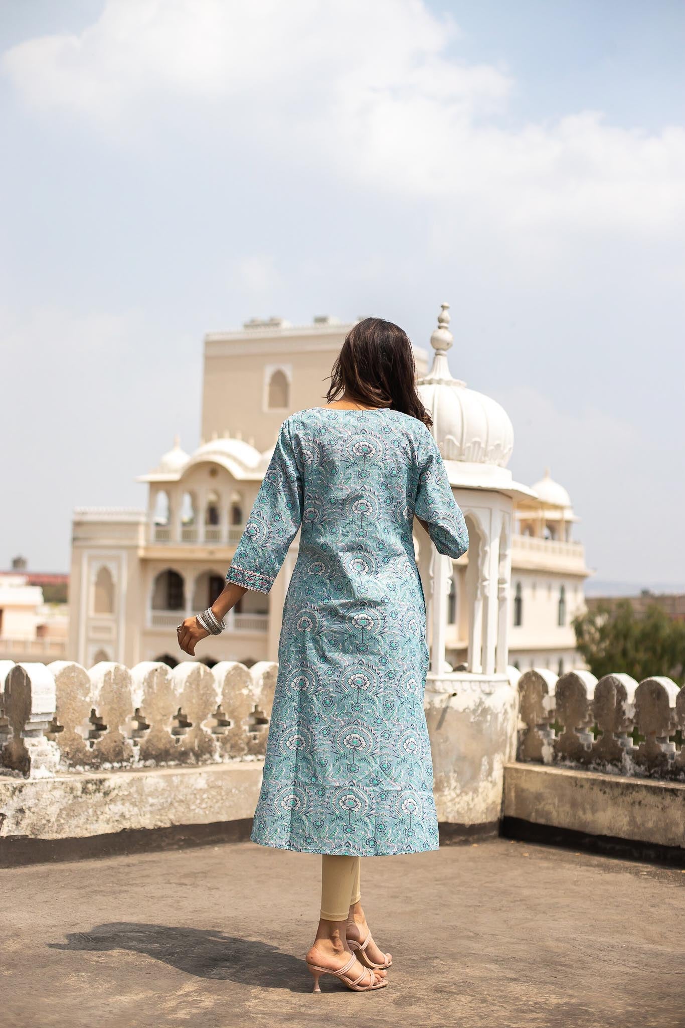 Blue Floral Motif Straight Cotton Kurti by Thappa Chapai 2