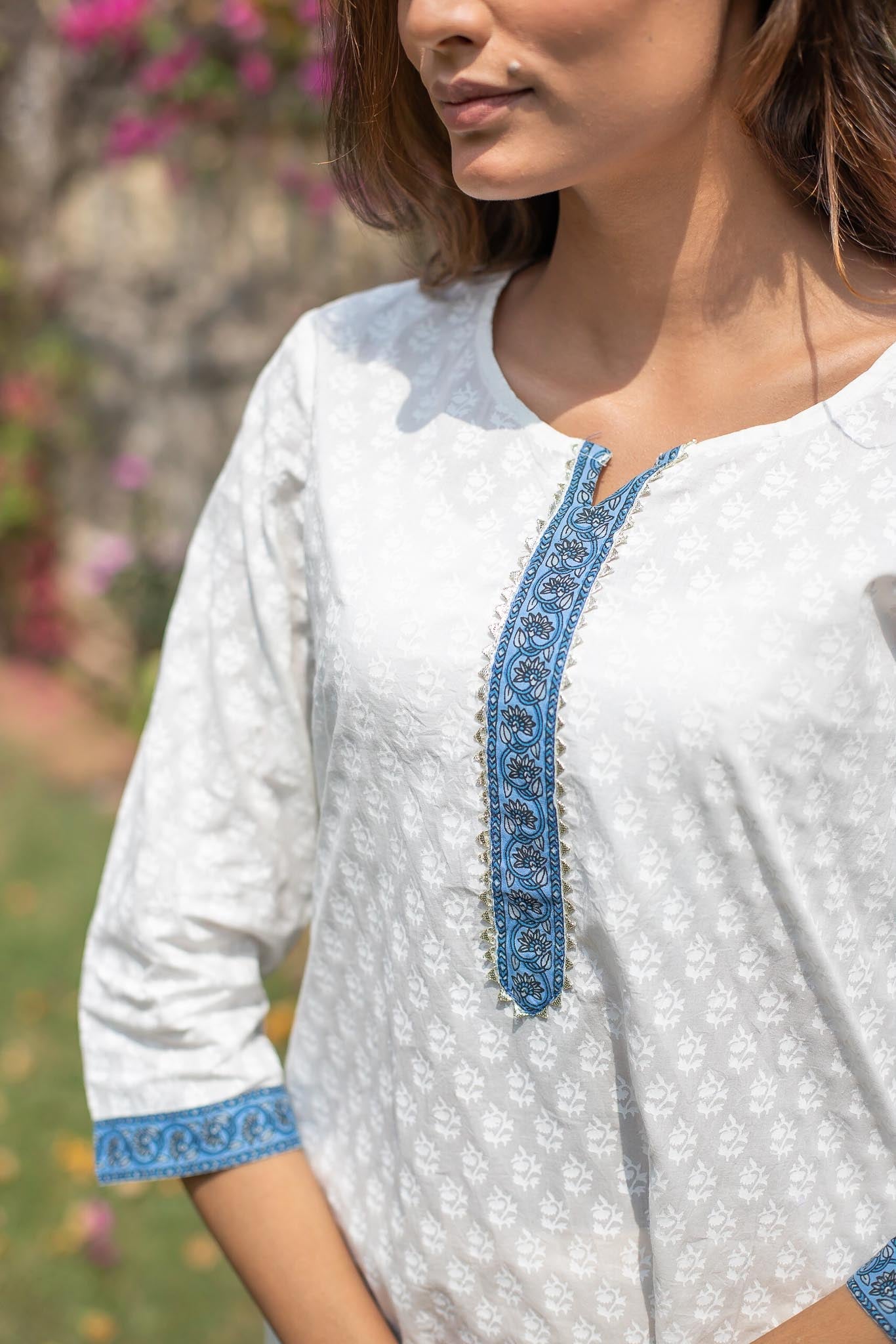 White Khari Print Buti Kurta by Tthappa Chapai 3