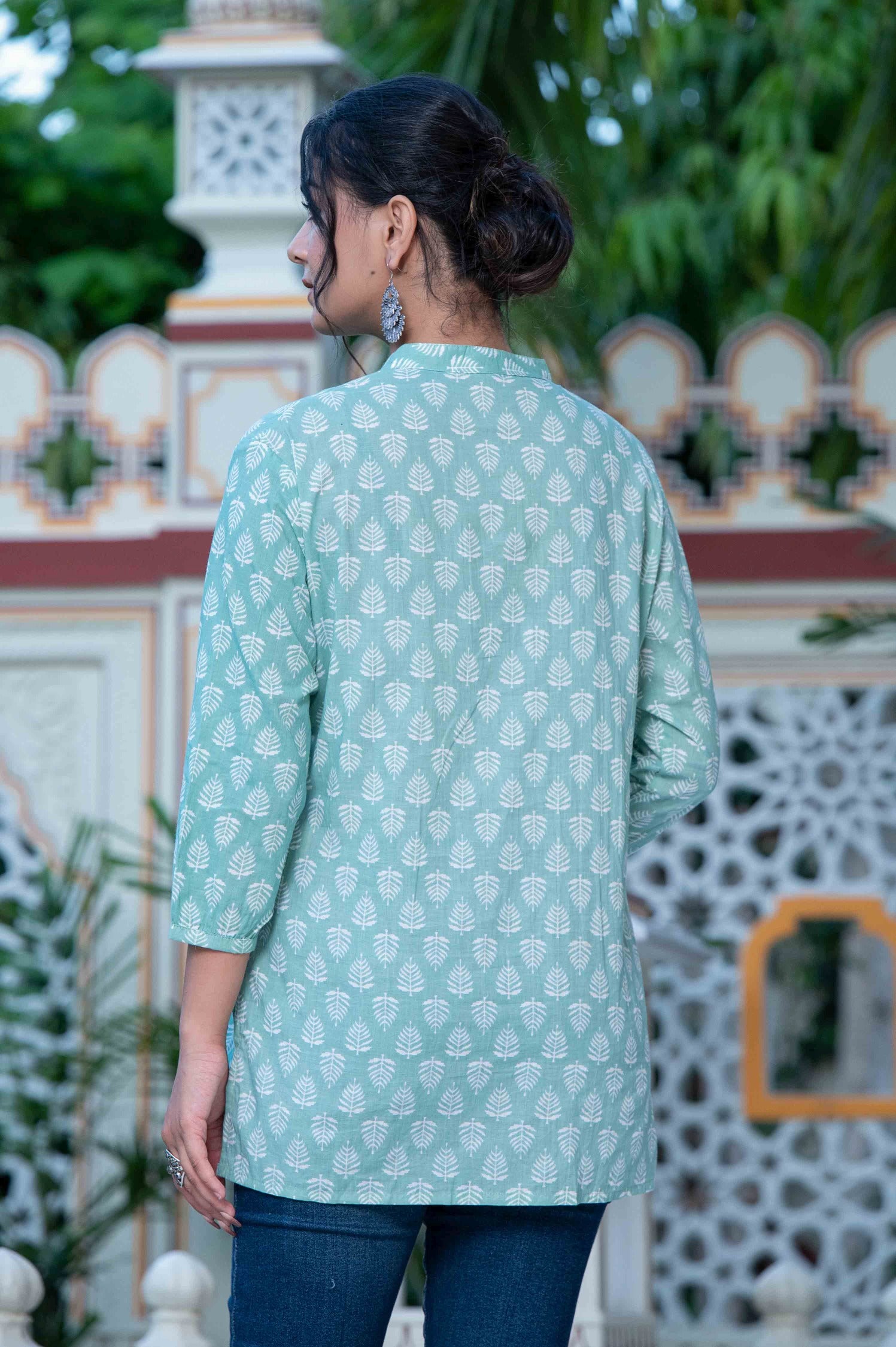 Sky Blue Short Kurti With White Leaf Buti 3