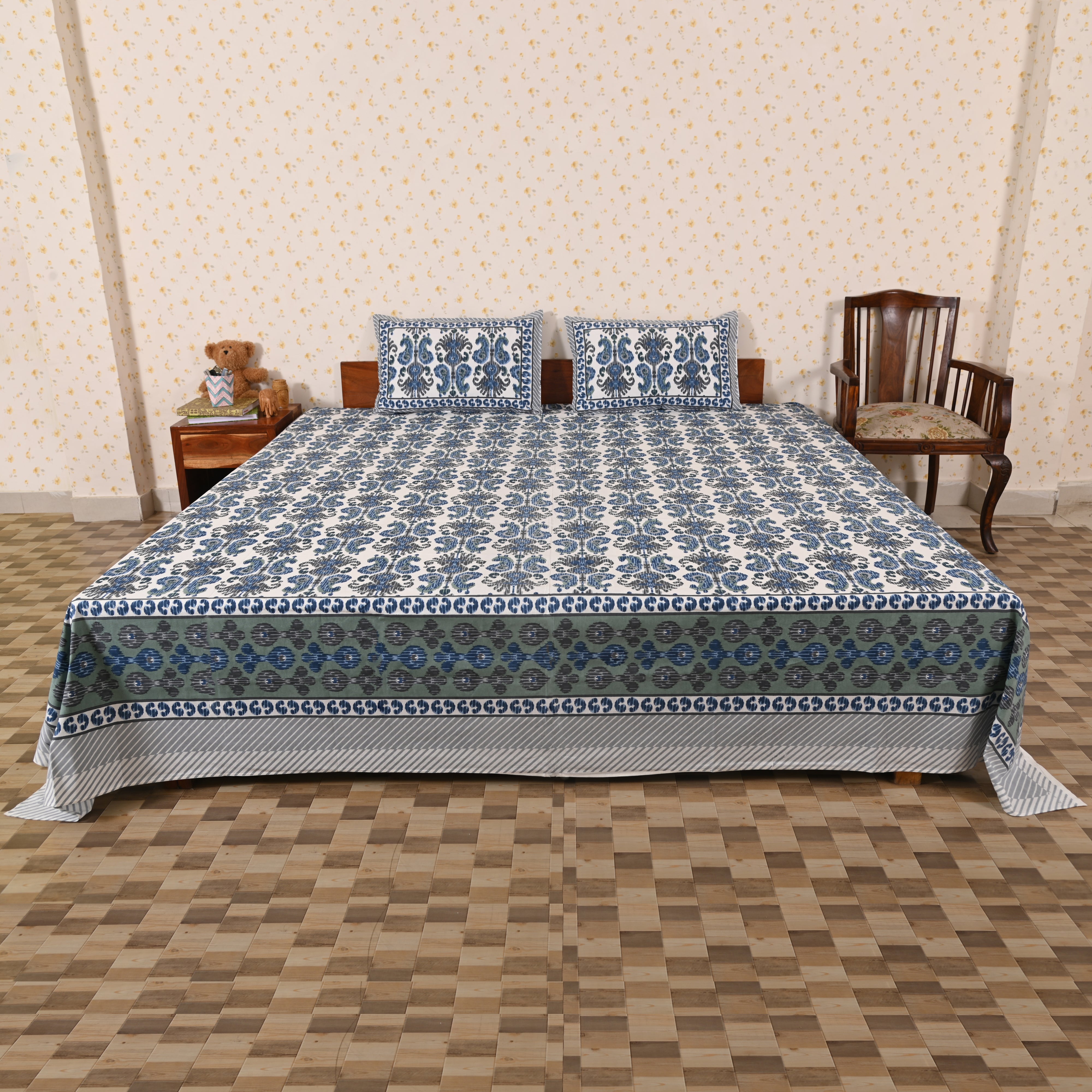 Cotton Jumbo King Size Bedsheet | Blue Trellis