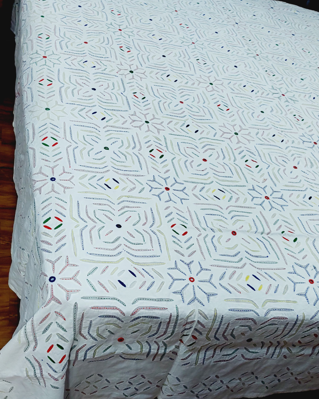 Cotton White Orcandi Applique Work Bed Cover