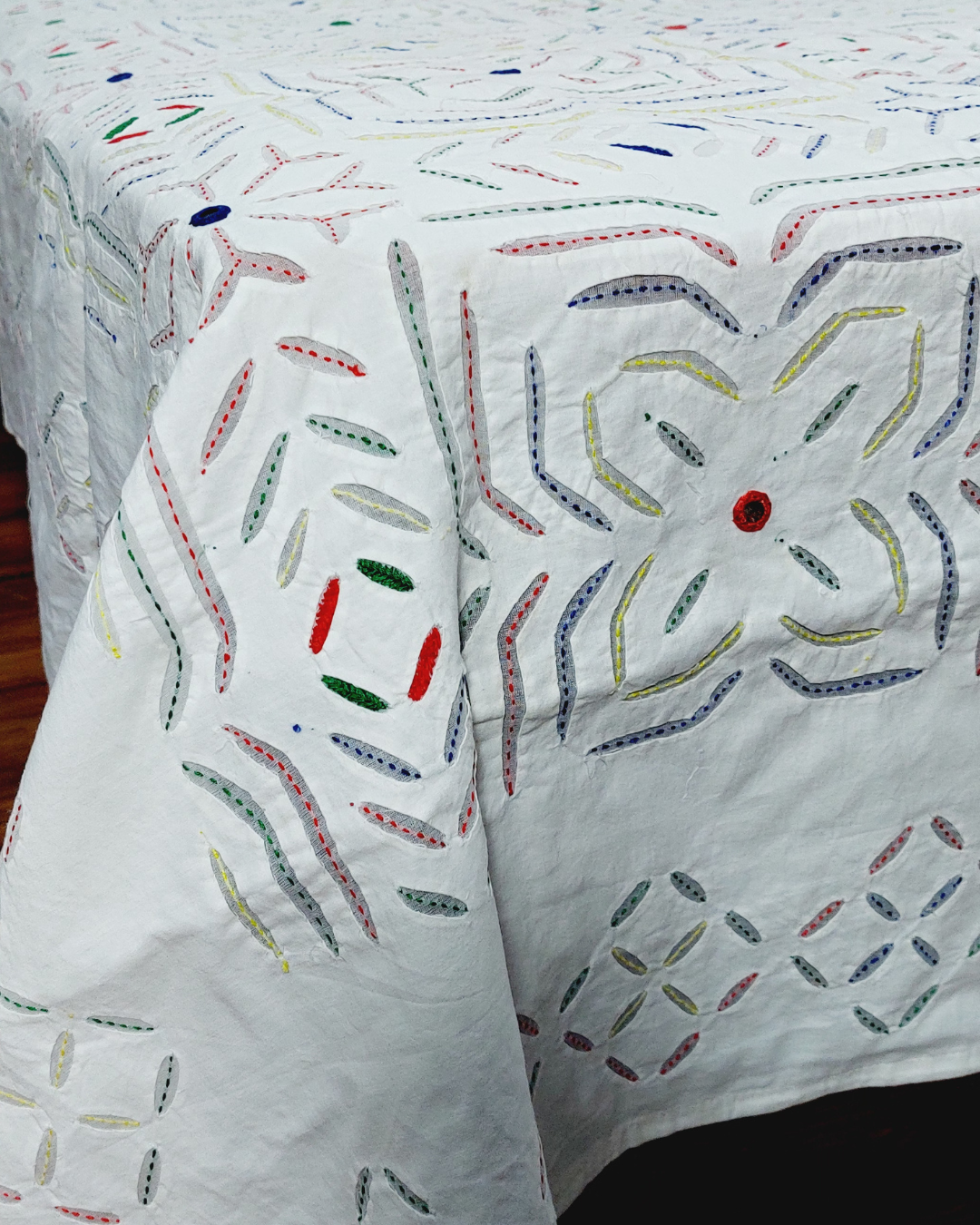 Cotton White Orcandi Applique Work Bed Cover