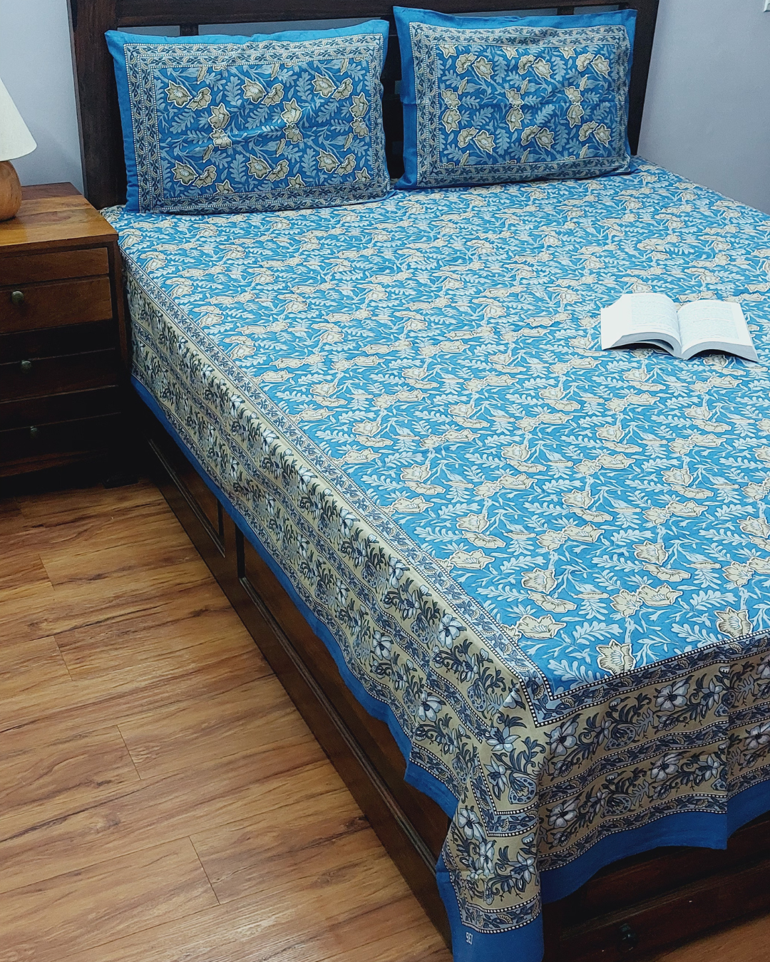 Cotton Double Bedsheet Blue Floral Jaal Print