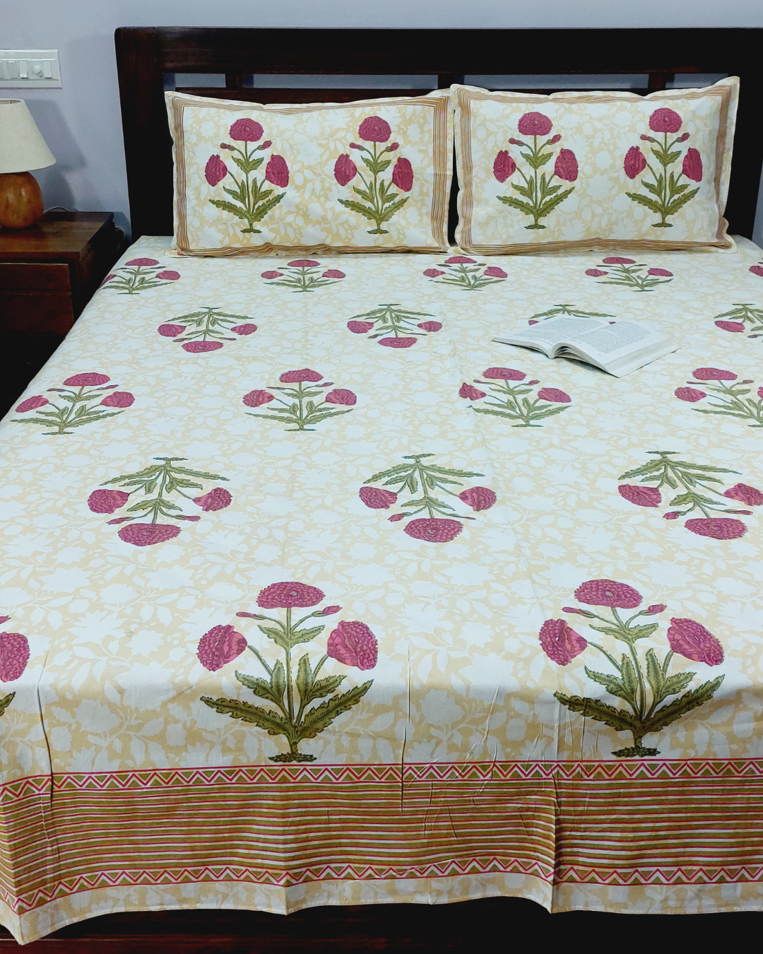 Cotton Pink Floral Queen Size Bedsheet