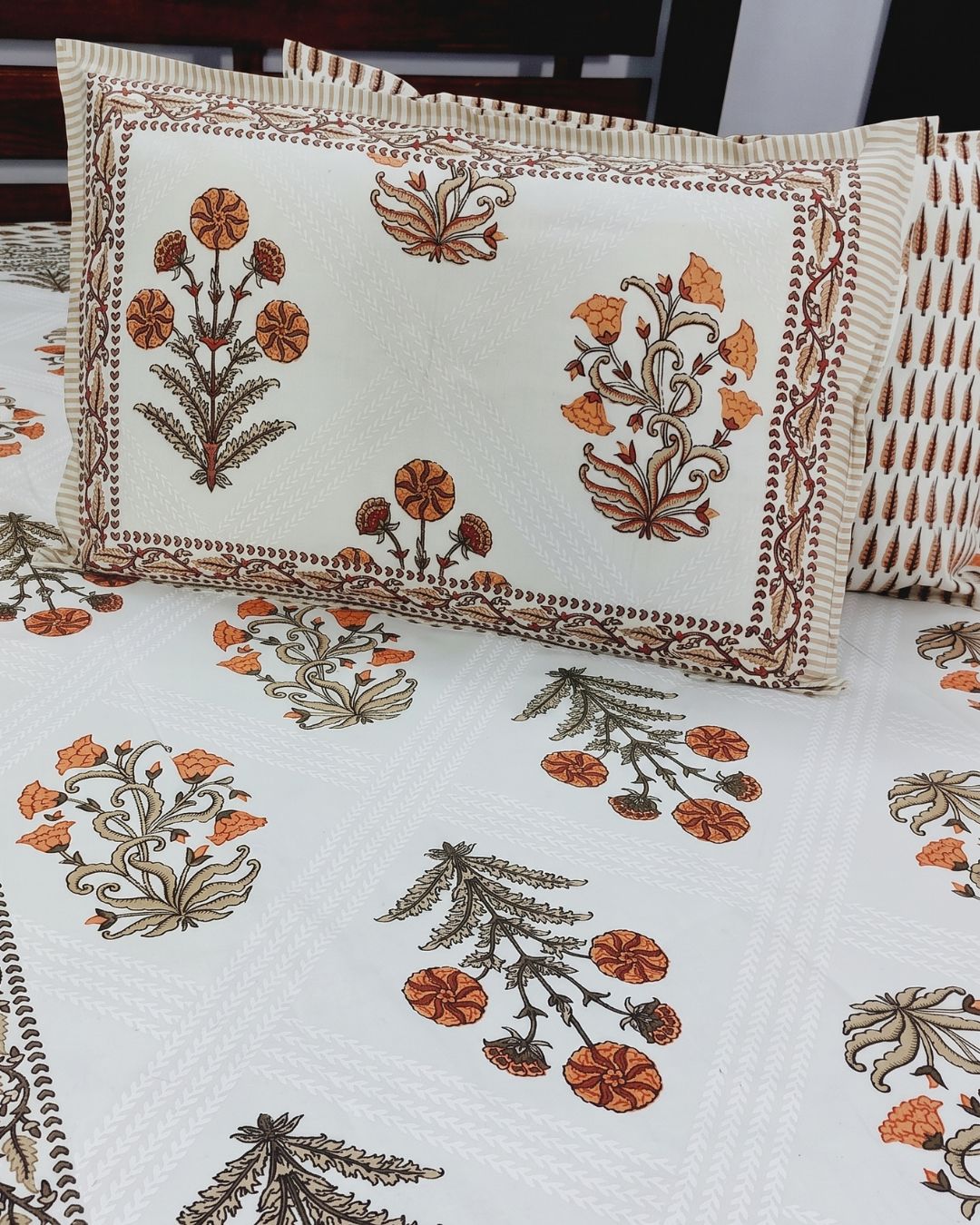 Cotton Queen Size Bedsheet – Orange and Brown Floral Print