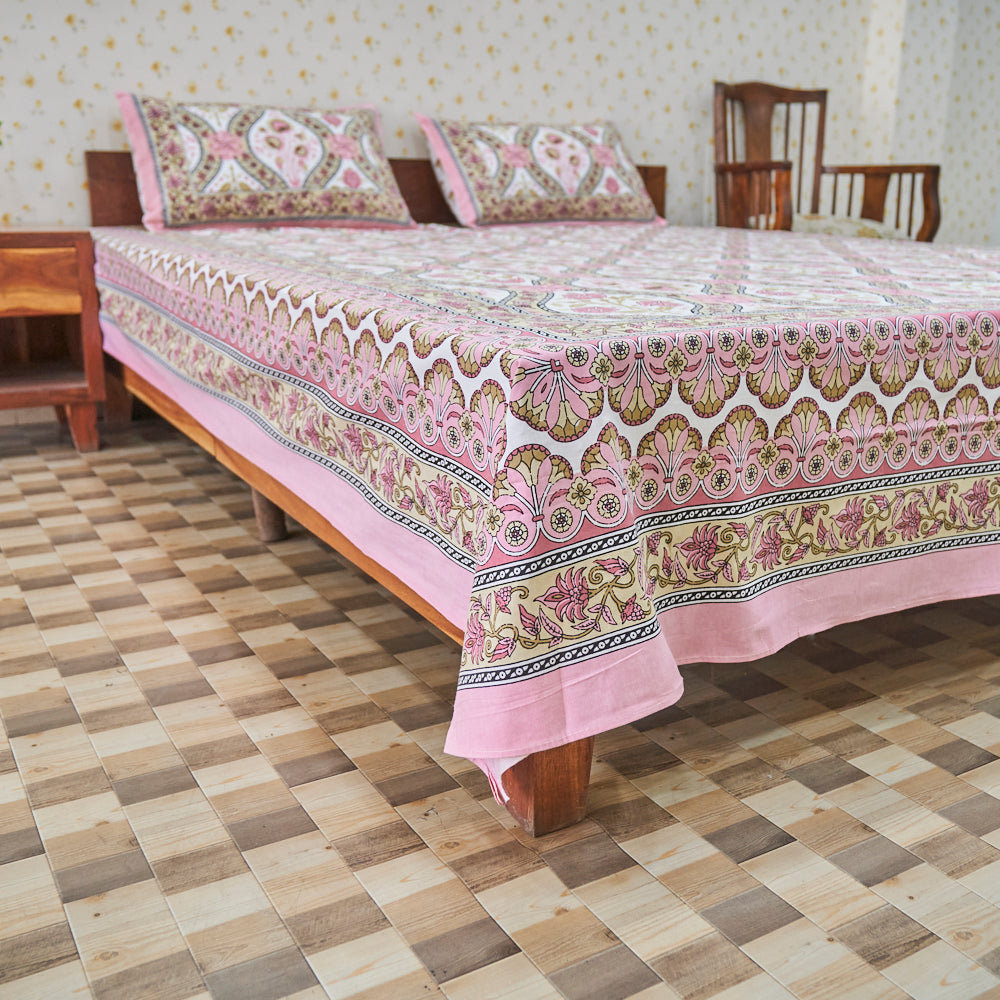 Cotton Long Bel White Pink Flax Queen Size Bedsheet