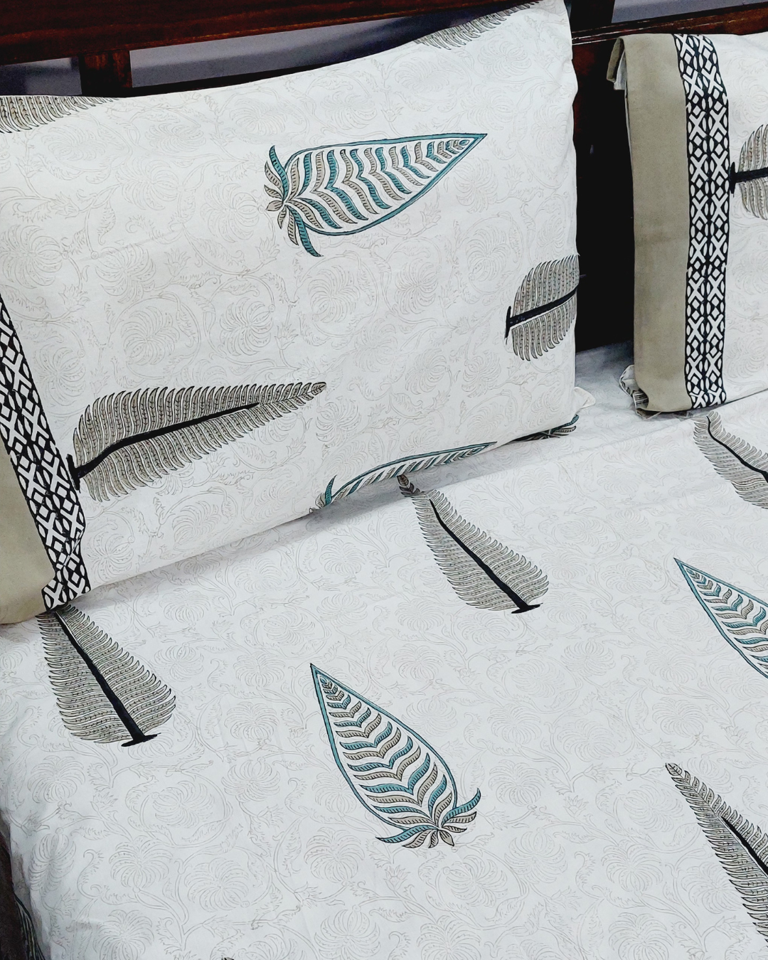 Cotton Block Print King Size Bedsheet | Nature's Bouquet