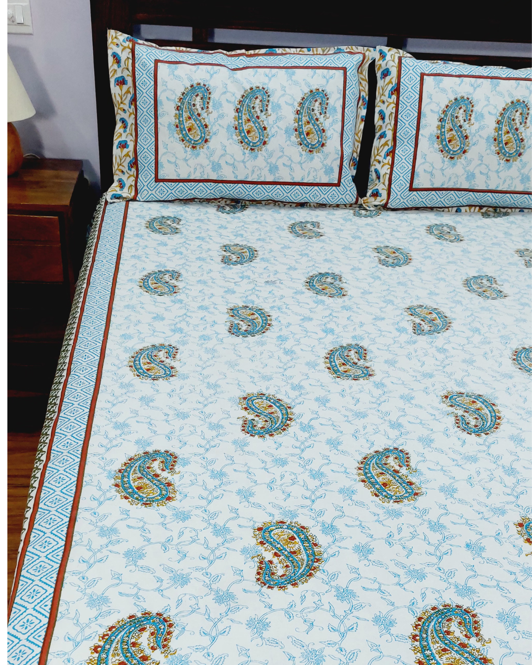 Cotton King Size Bedsheet Green Blue Paisley Print