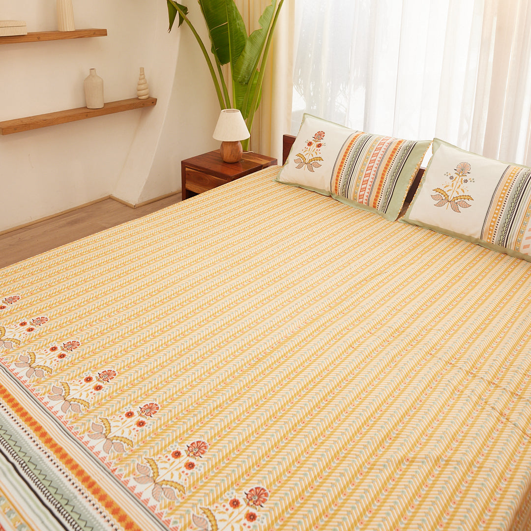 Cotton White-Orange Geometric King Size Bedsheet