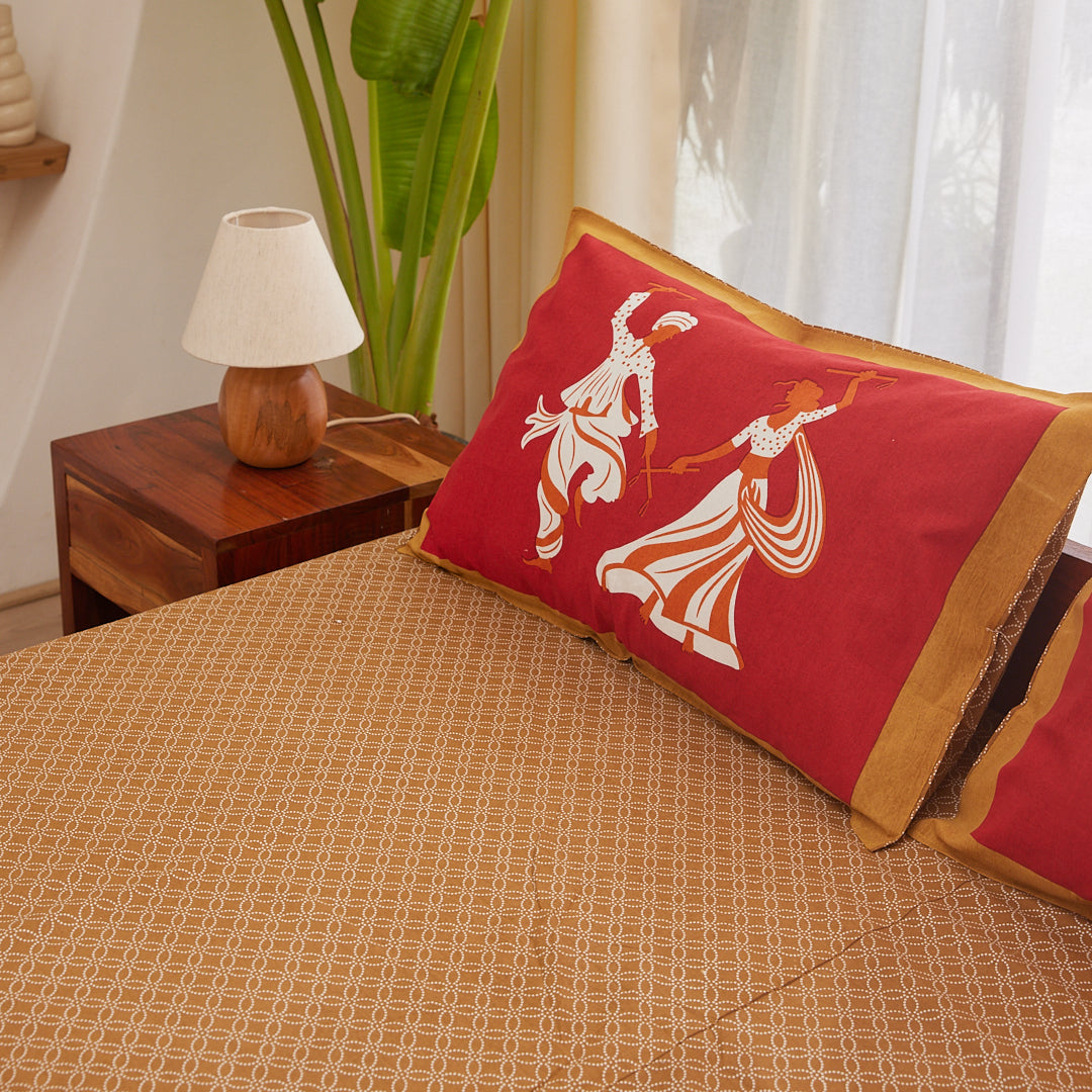 Cotton Red Geometric King Size Bedsheet