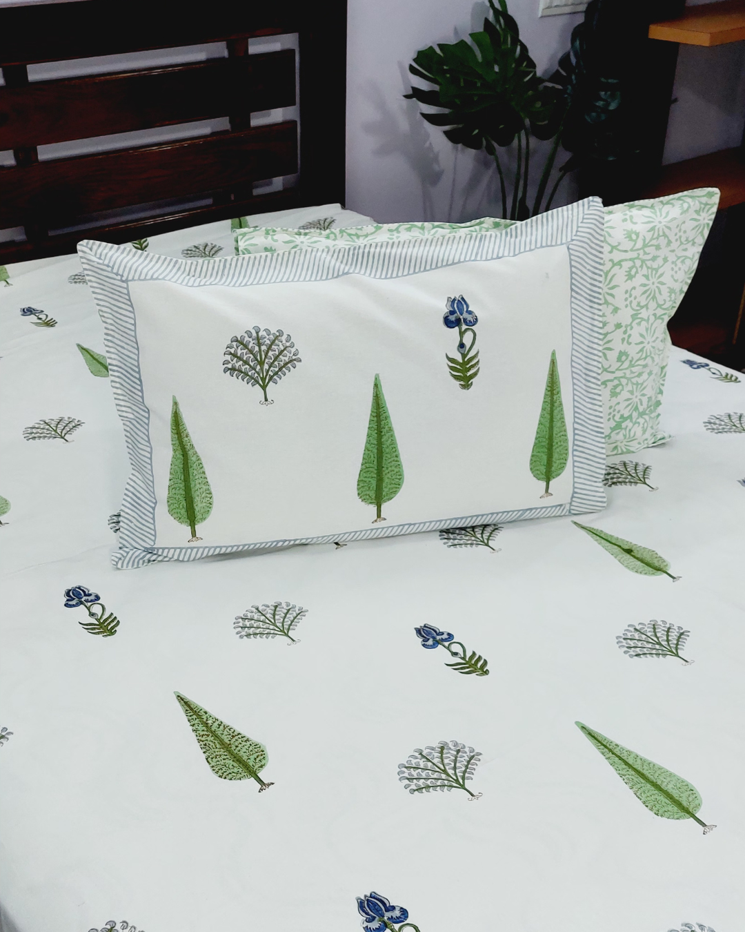 Cotton King Size Bedsheet White Green Floral Boota Block Print
