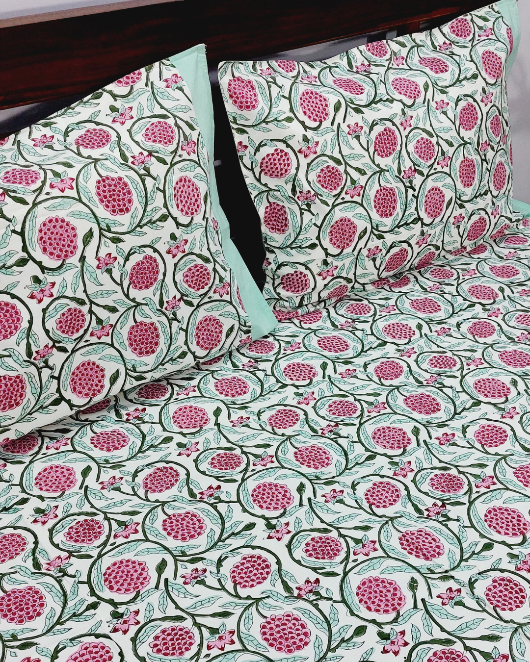 Fine Cotton King Size Bedsheet White Pink Floral Jaal Block Print