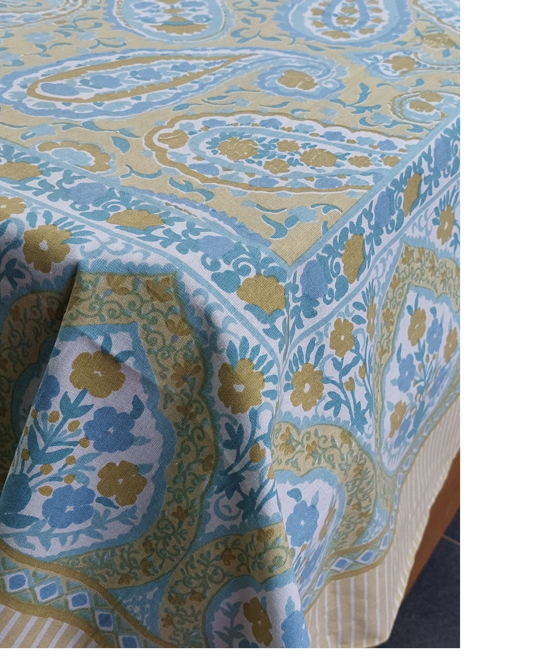 Cotton Single Bed Sheet Moss Green paisley Print
