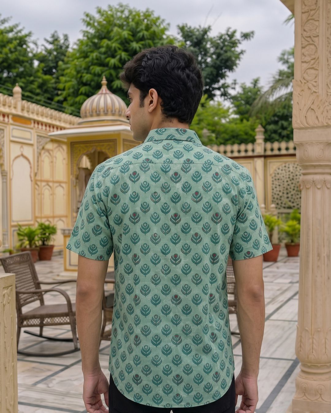 Cotton Men's Pastel Green Leaf Motif Buti Half Sleeves Shirt