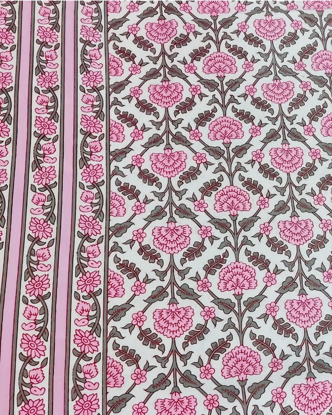 Cotton Floral Pink-White Bal Print King Size Bedsheet