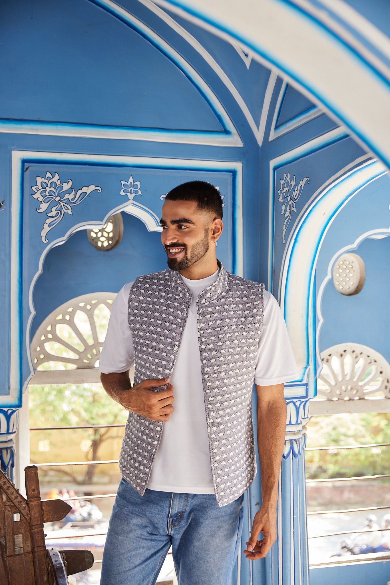 Cotton Men's Quilted Grey-White Camel Sleevless Jacket