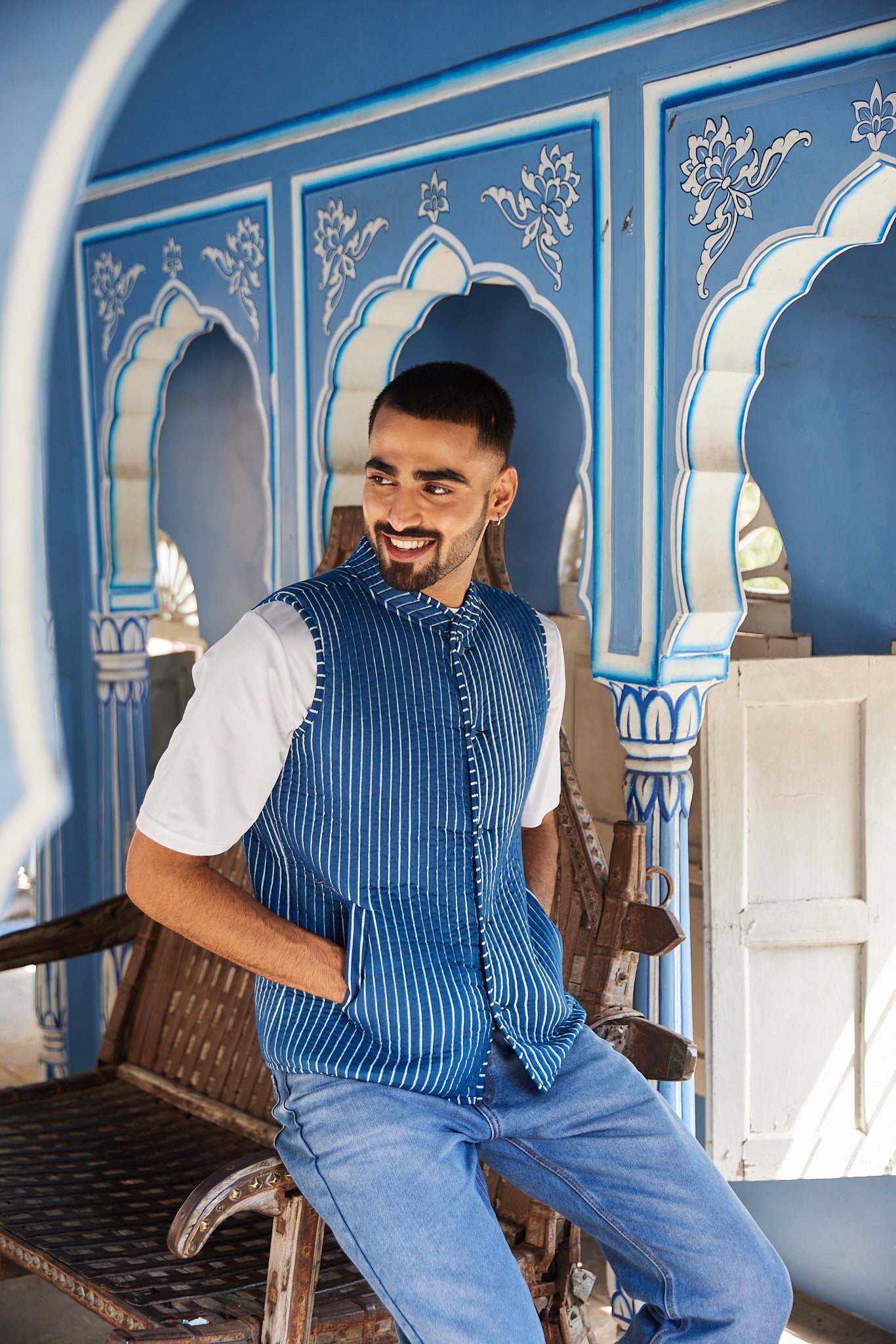 Cotton Men's Quilted Blue Stripes Sleevless Jacket