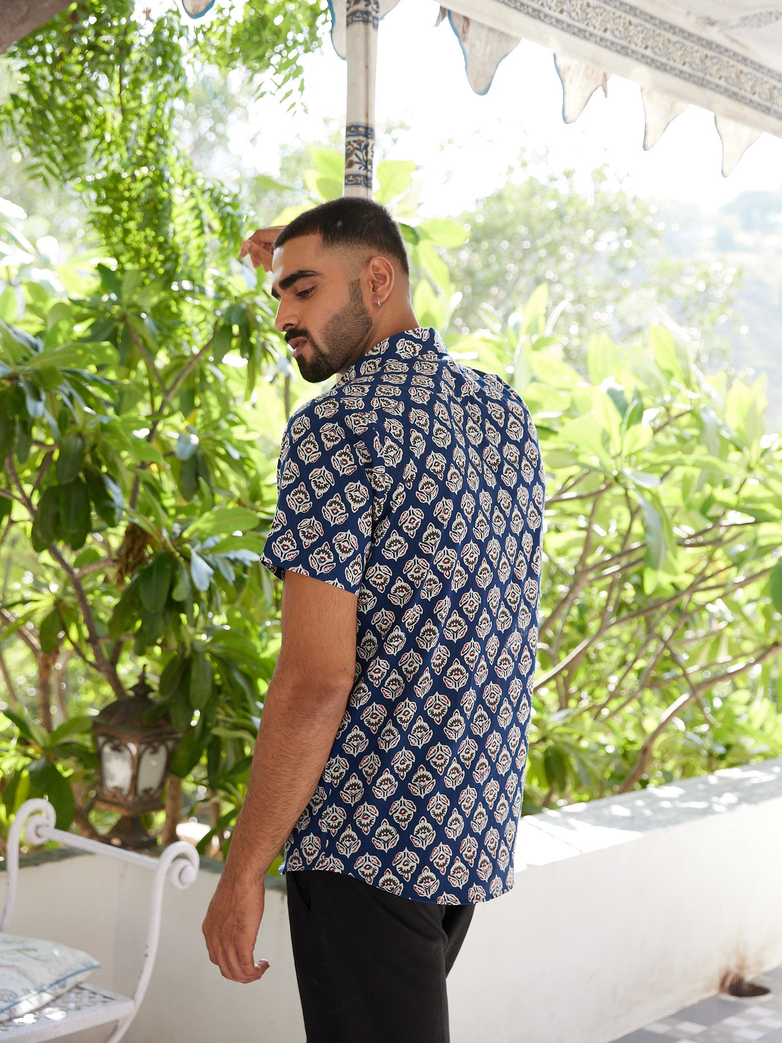 Cotton Men's Blue-White Floral Half Sleeves Shirt