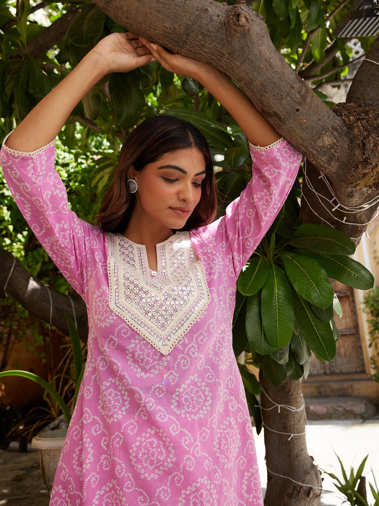 Cotton Women's Pink-White Bandhani Long kurti