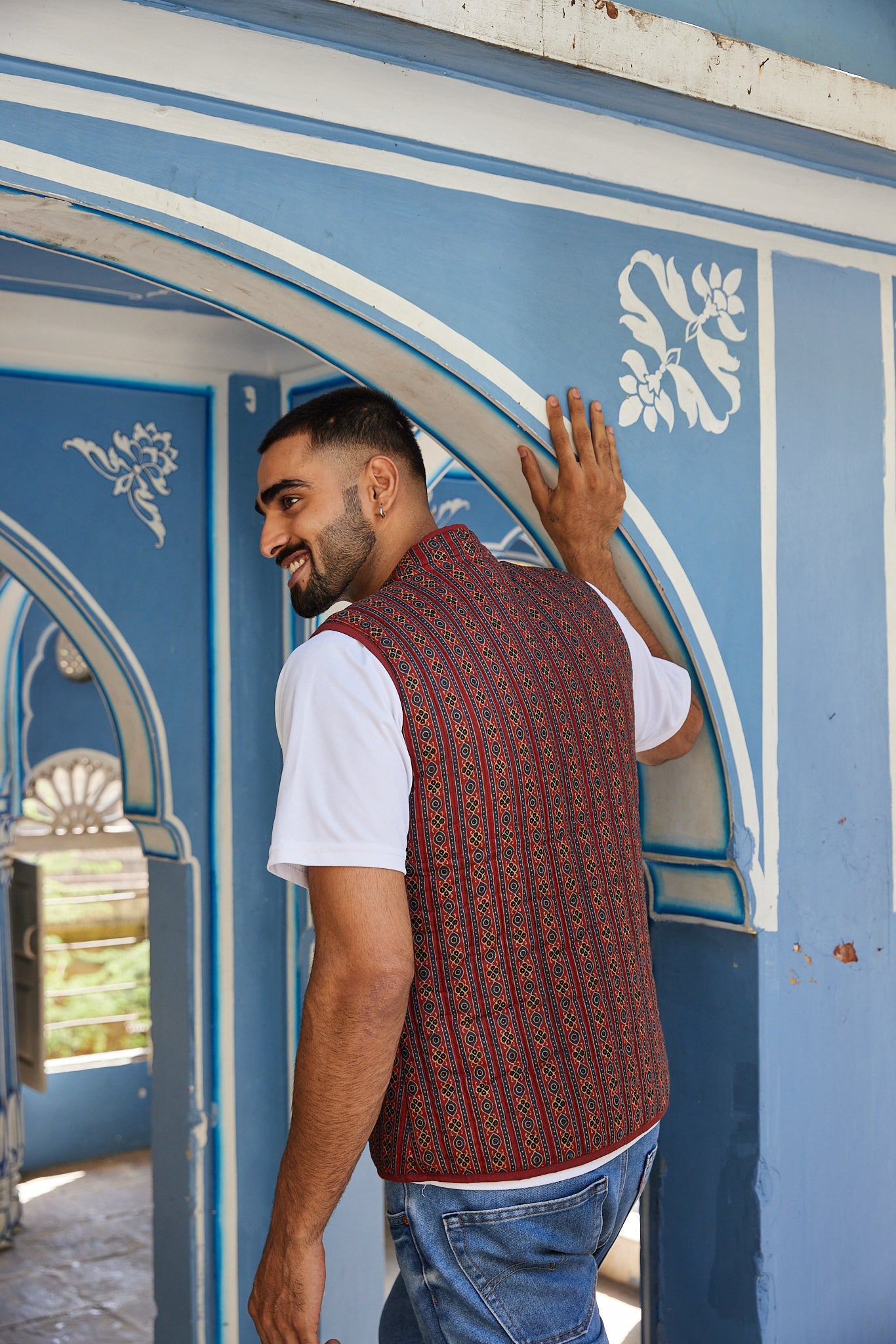 Cotton Men's Quilted Red-Blue Floral Sleevless Jacket