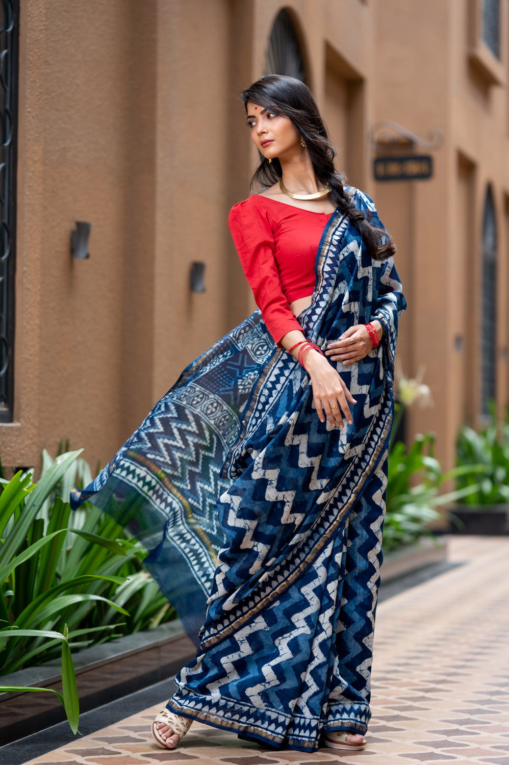 Indigo Pure Chanderi Hand Block Printed 'Zig-Zag Saree'. (6838012739683)