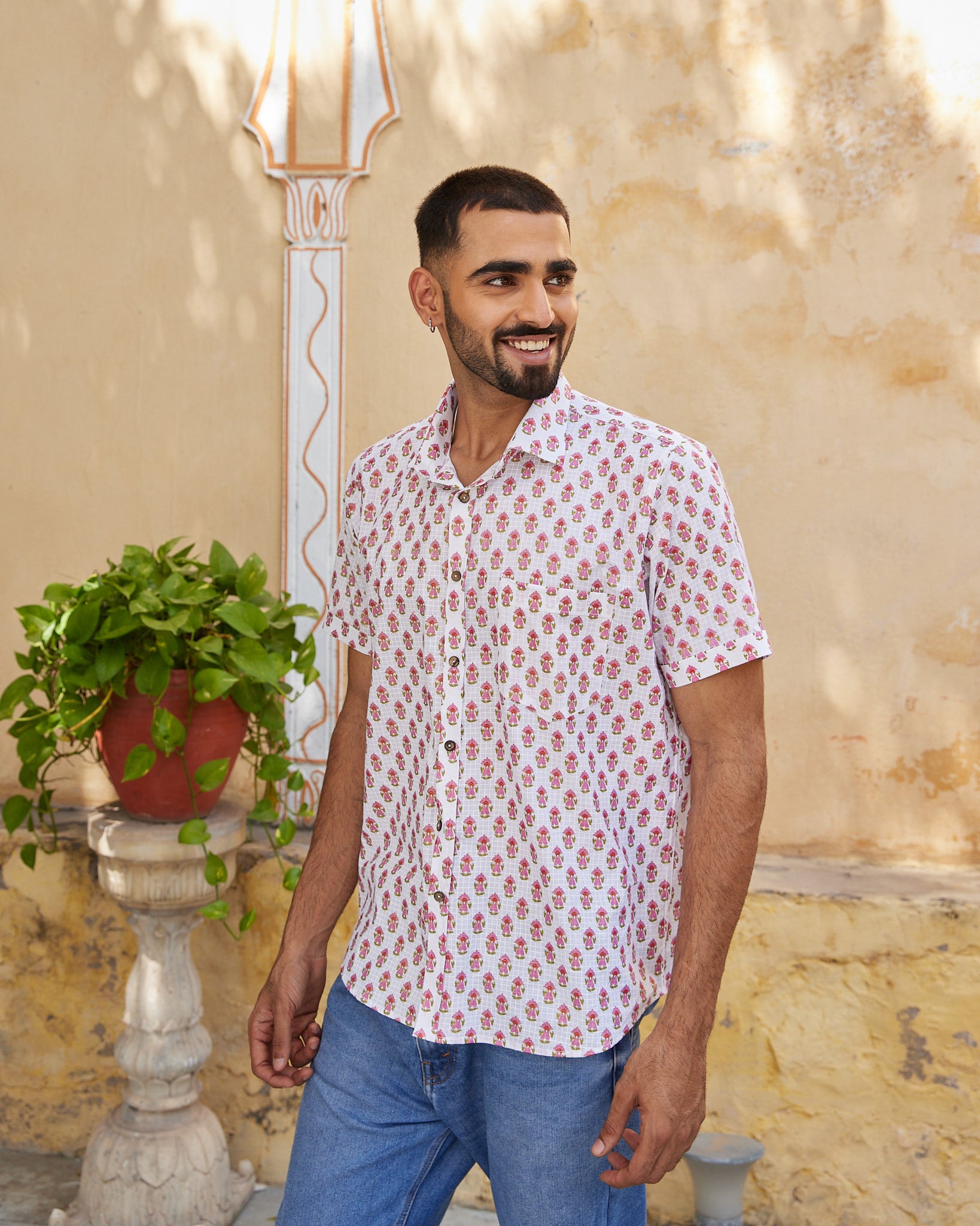 Cotton White Pink Floral Mens Half Sleeves Shirt