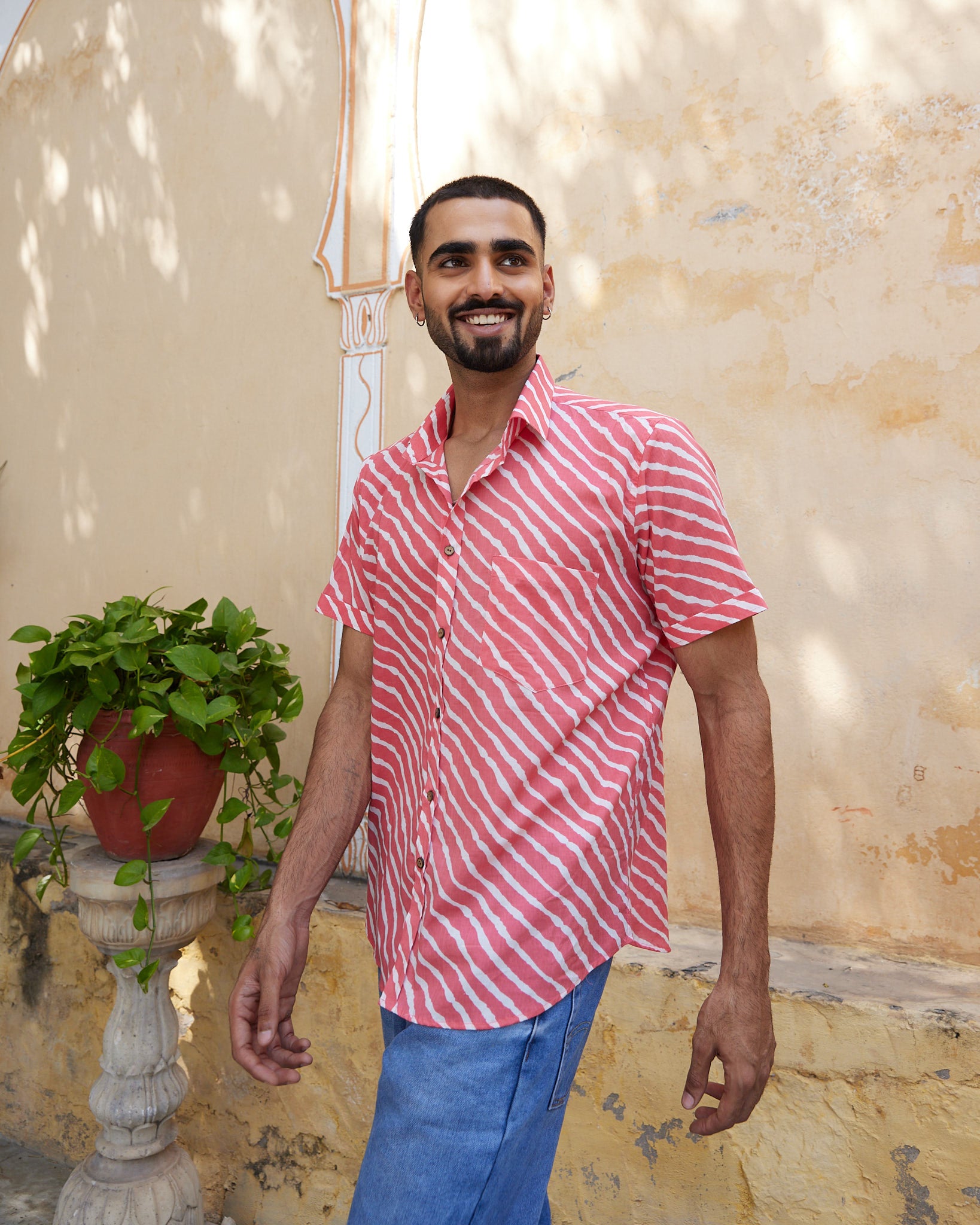 Cotton Men's Peach Laharia Half Sleeves Shirt