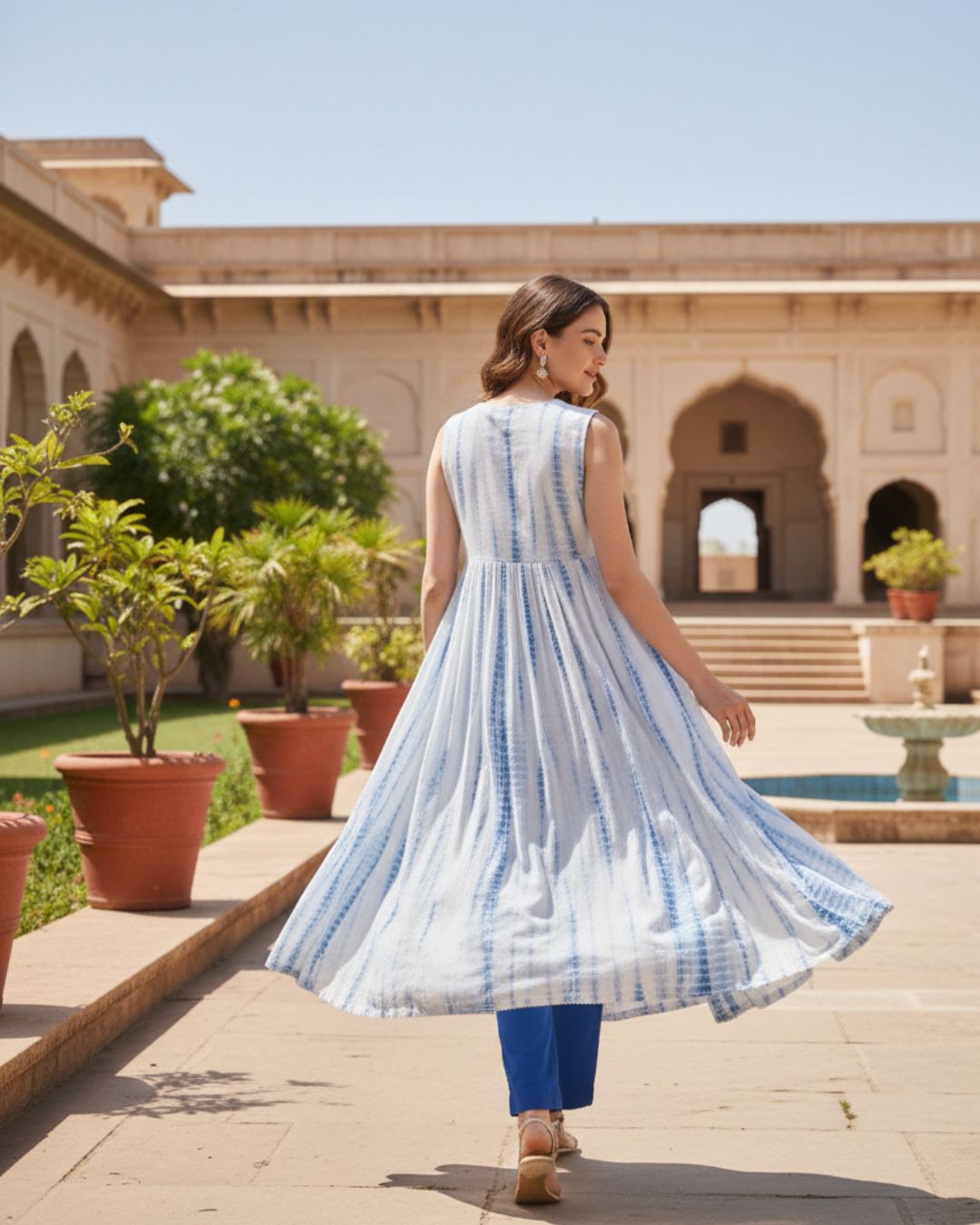 Cotton White-Blue Tie-Dye print Women's Kurta Pant Set