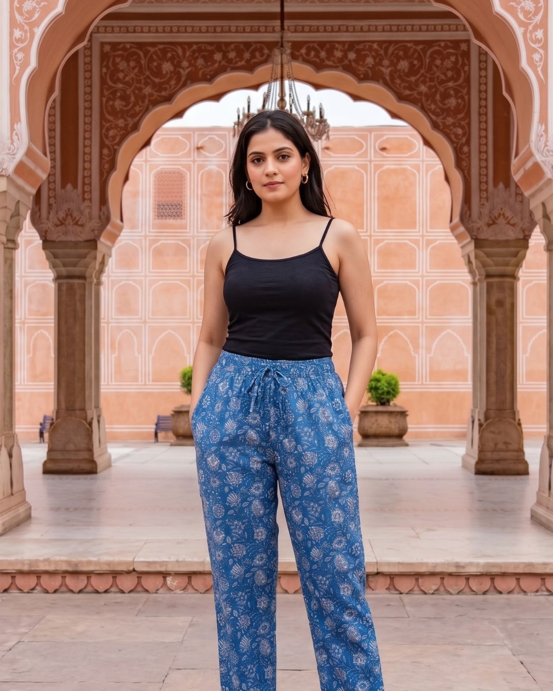 Cotton Women's Blue-White Floral Straight Pant