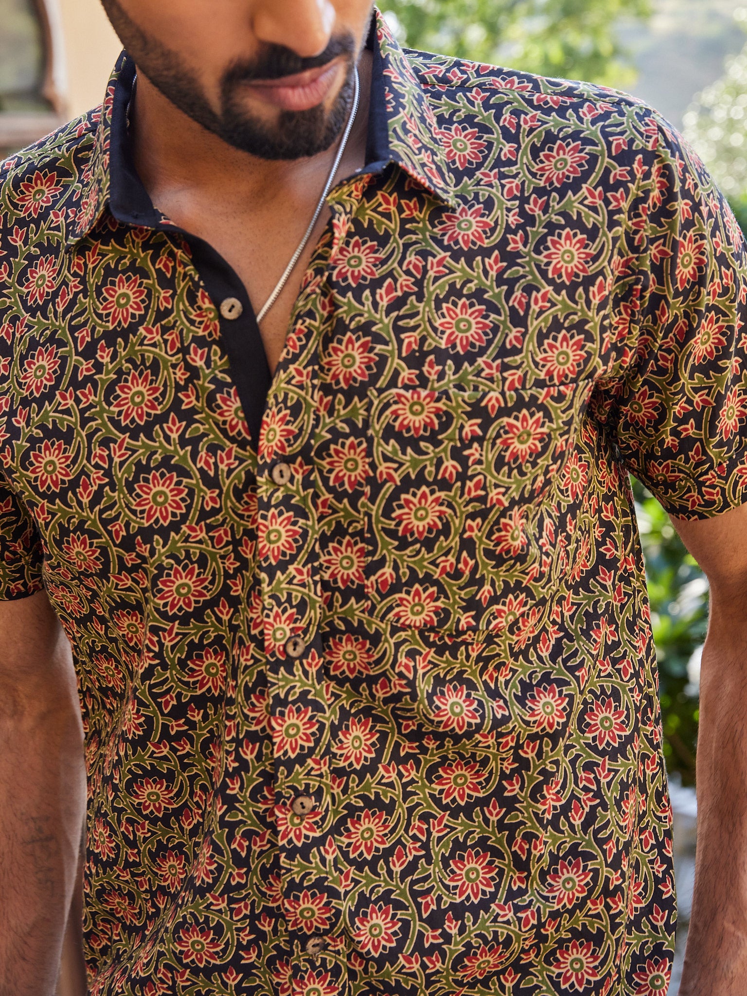 Cotton Black Green Floral Jaal Mens Half Sleeves Shirt