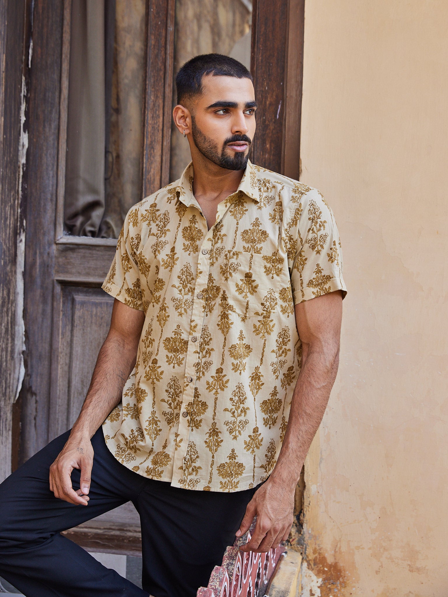 Cotton Brown Floral Men's Half Sleeves Shirt