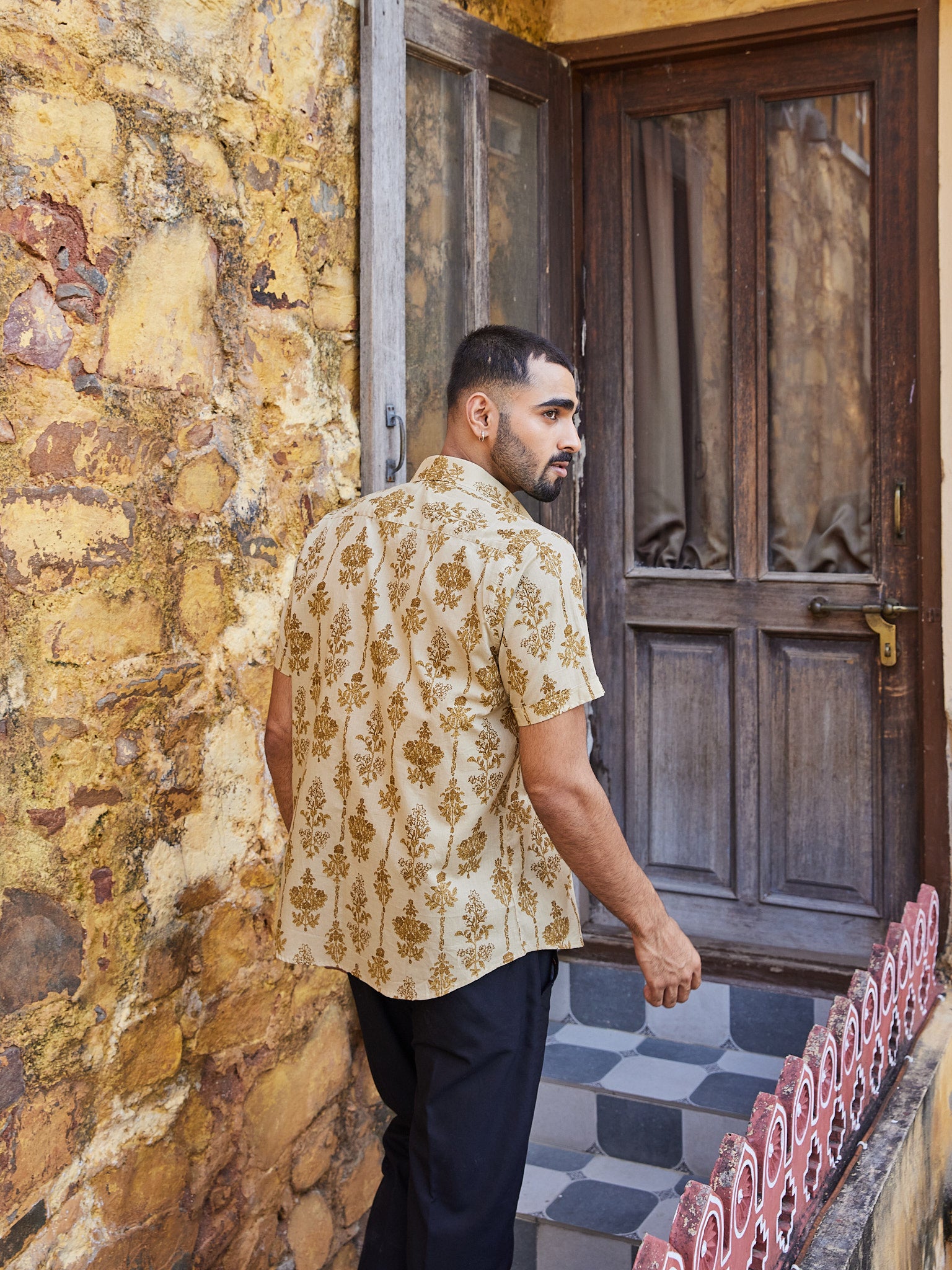 Cotton Brown Floral Men's Half Sleeves Shirt