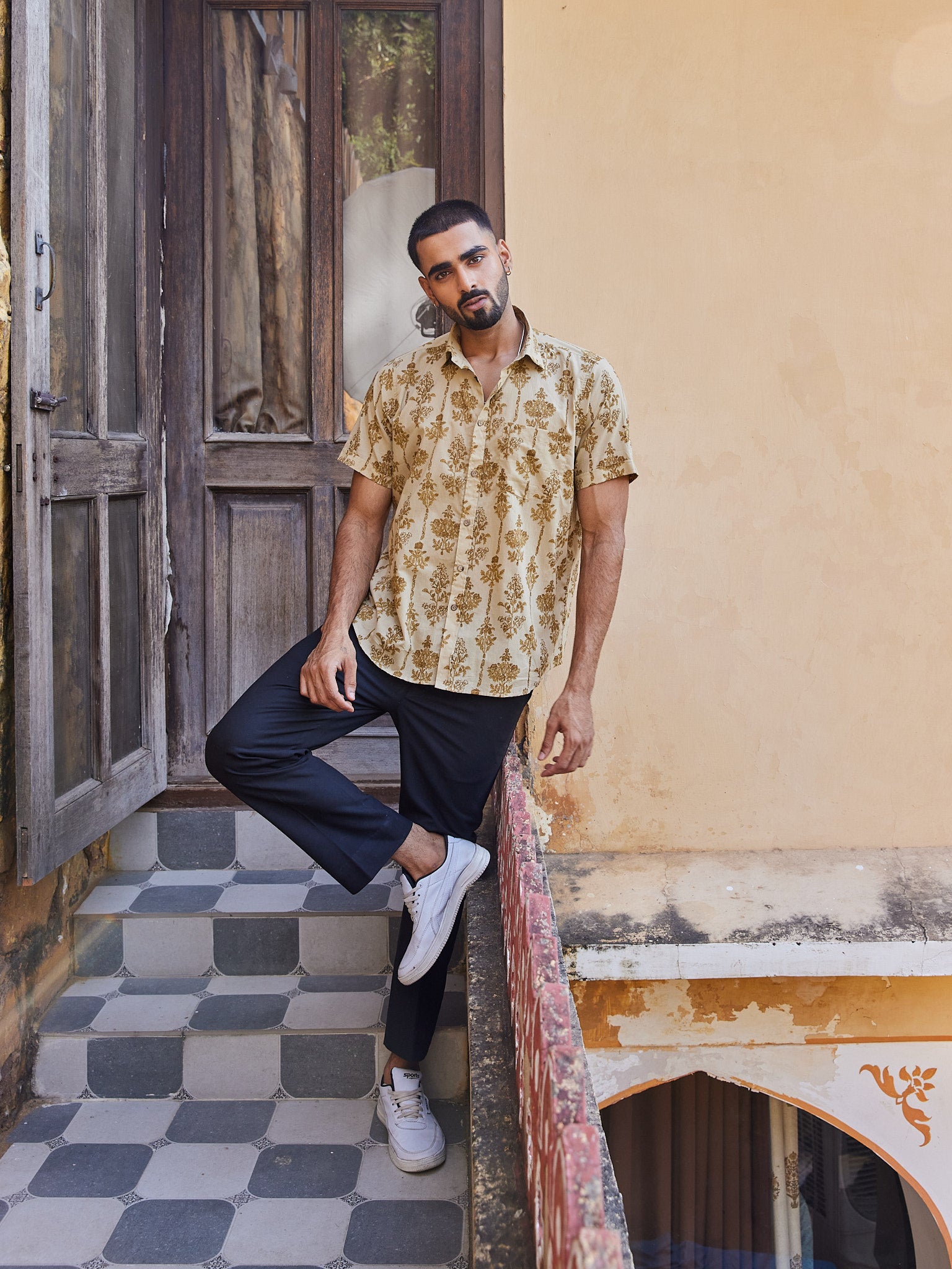 Cotton Brown Floral Men's Half Sleeves Shirt