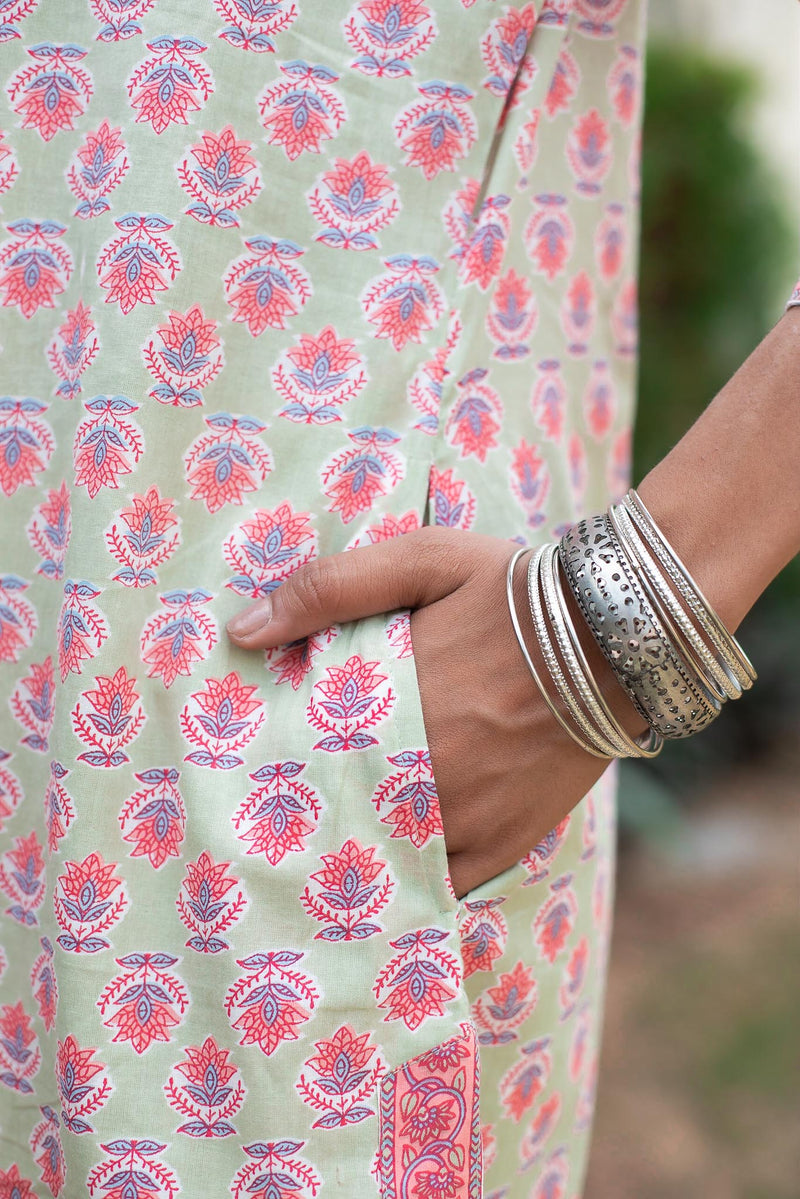 Cotton Straight Kurti - Bubblegum Pink Floral Motif 4