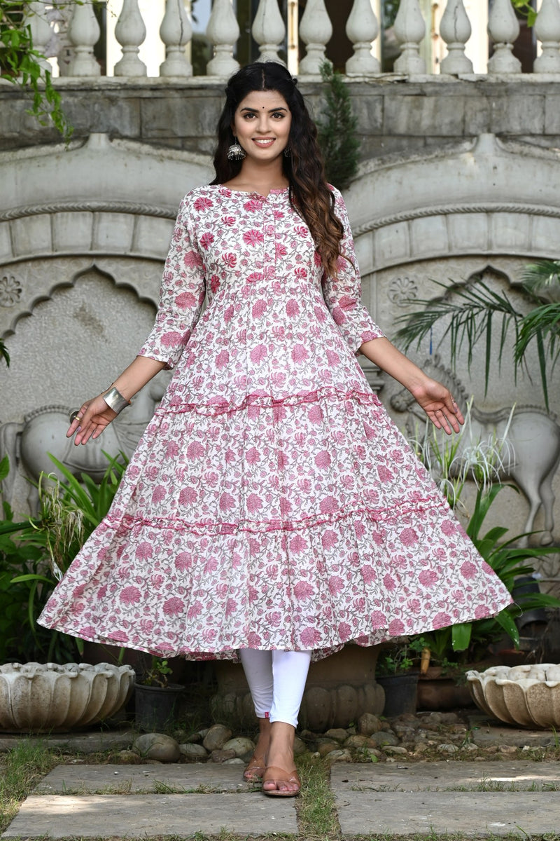 White Flared Kurti With Pink Floral Jaal 3