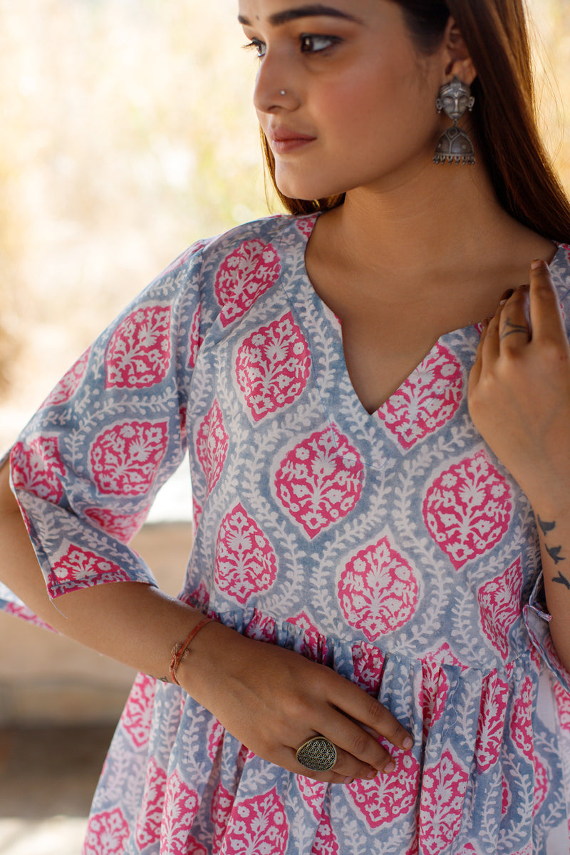 Zohra Cotton Short Kurta 3