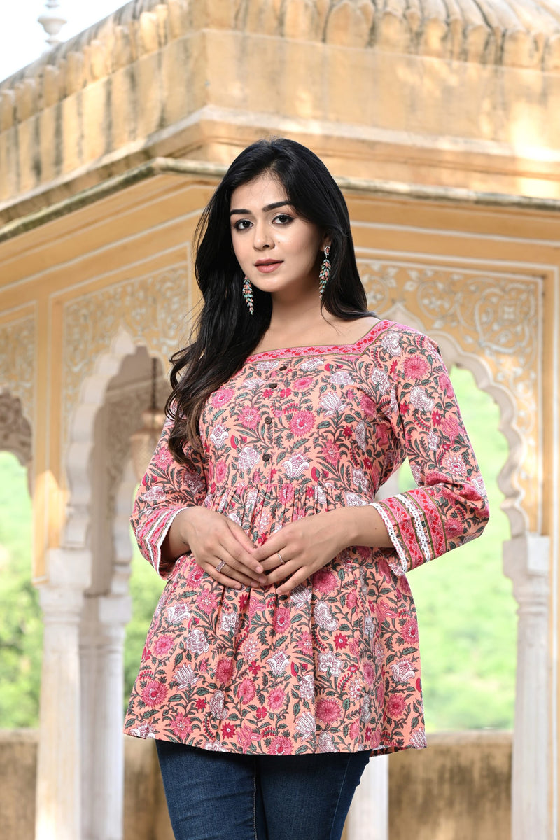 Pink sales short kurti