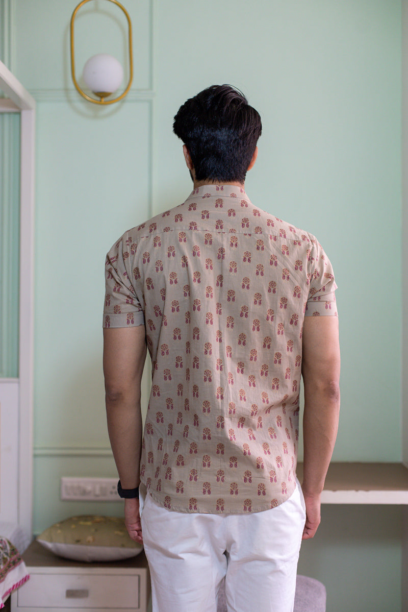 Light Beige Men's Shirt Regular Fit With Dark Pink Motifs 2