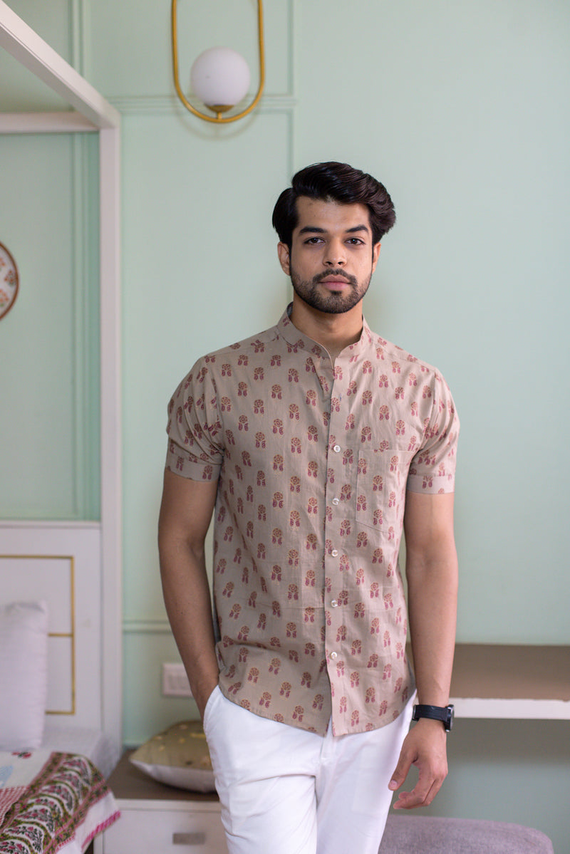 Light Beige Men's Shirt Regular Fit With Dark Pink Motifs
